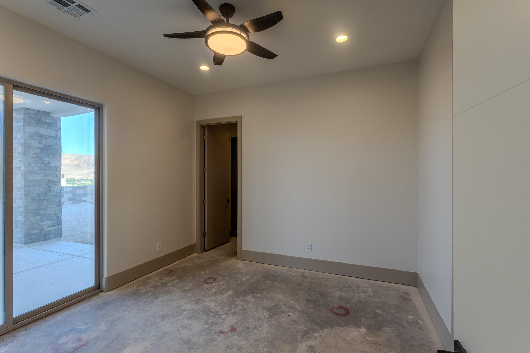 MOUNTAIN VIEW ESTATES - Residential