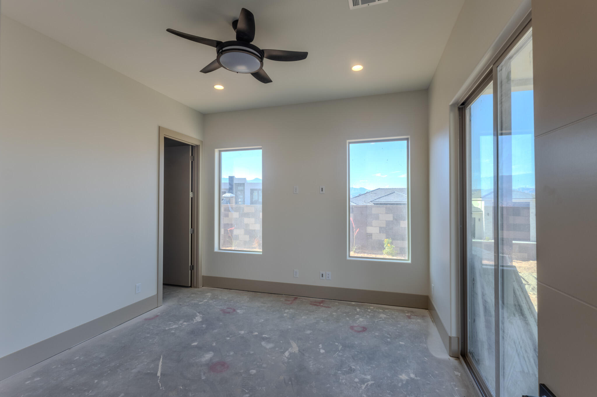 MOUNTAIN VIEW ESTATES - Residential