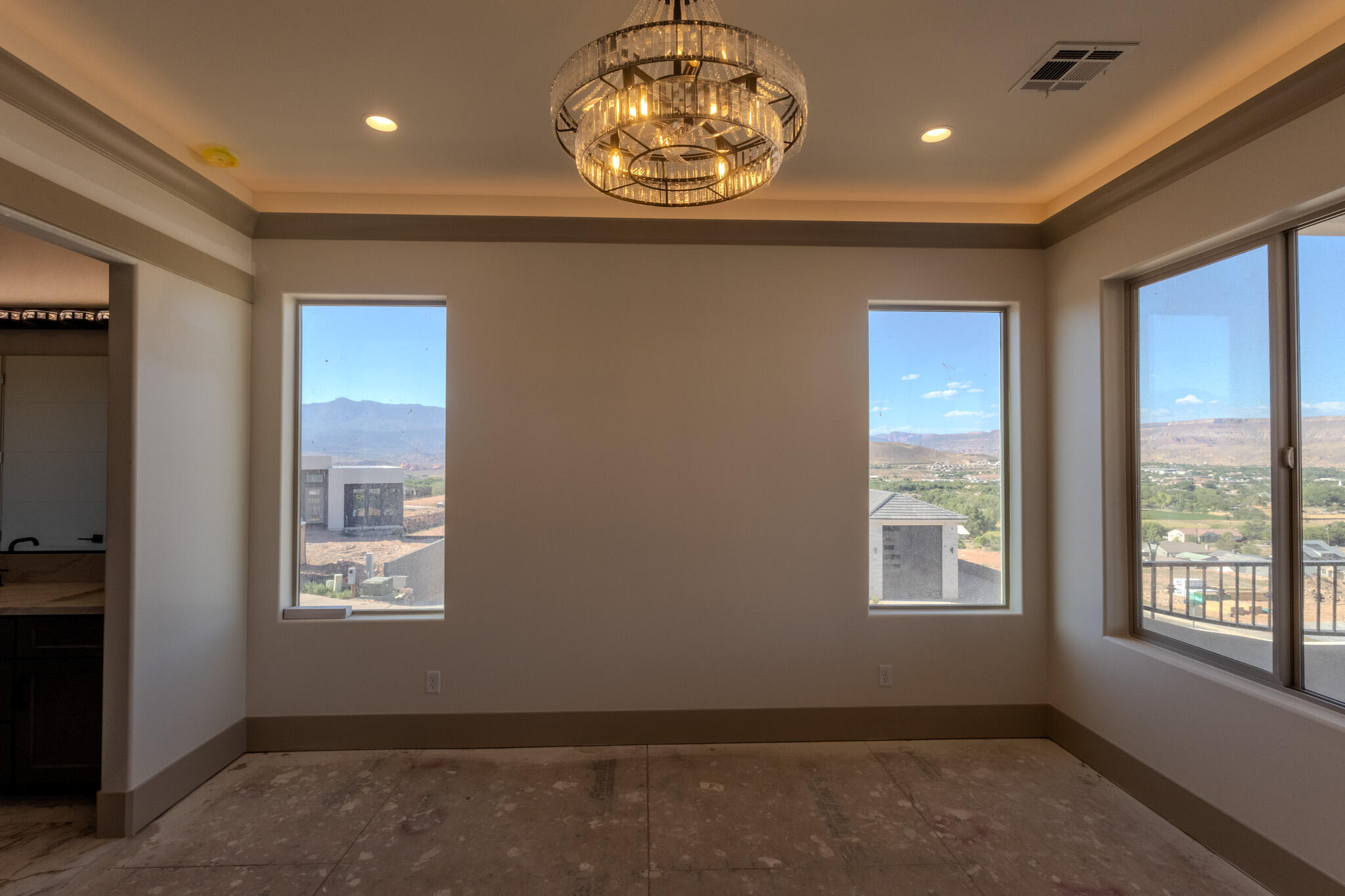 MOUNTAIN VIEW ESTATES - Residential