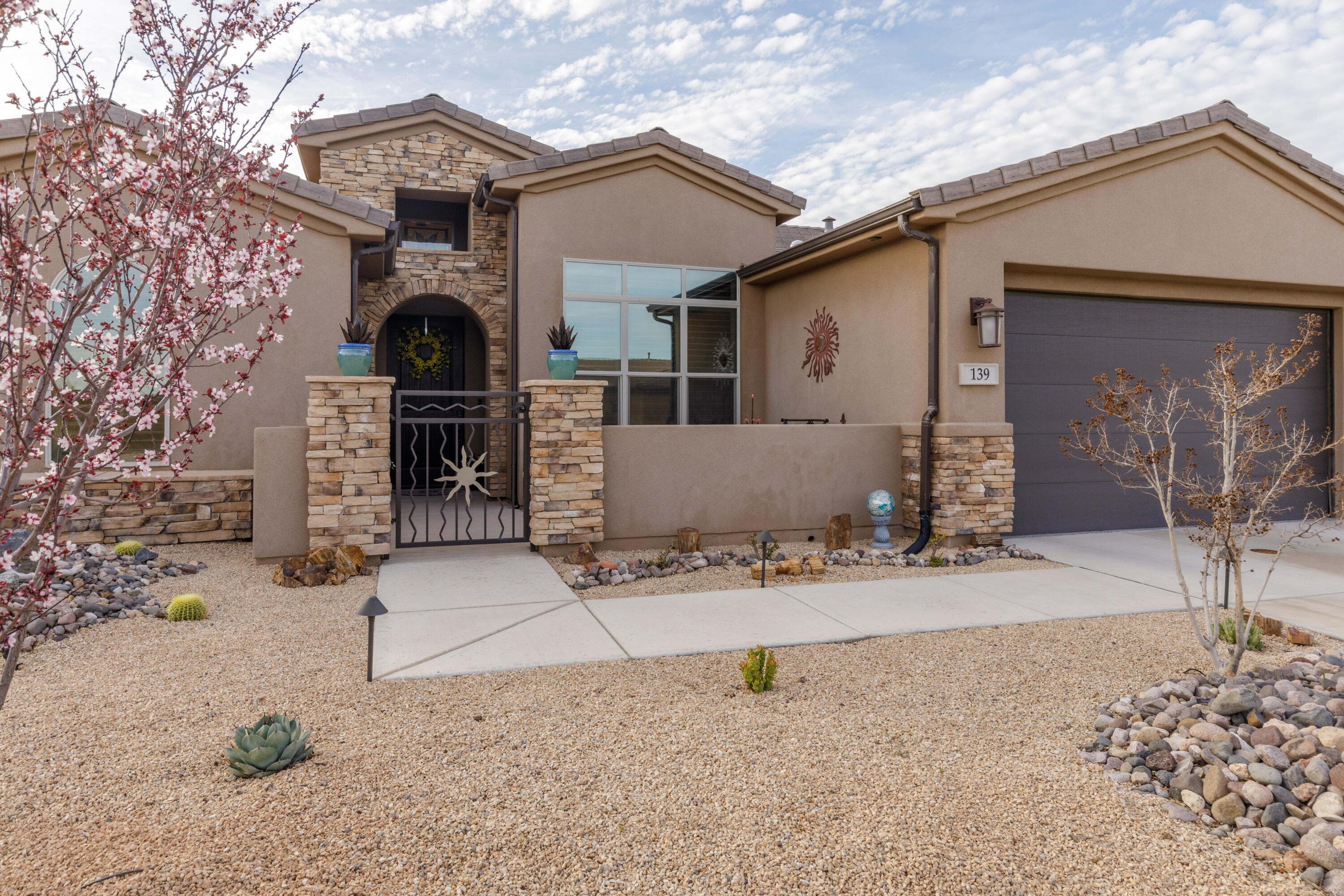 VIEWS AT CORAL CANYON - Residential