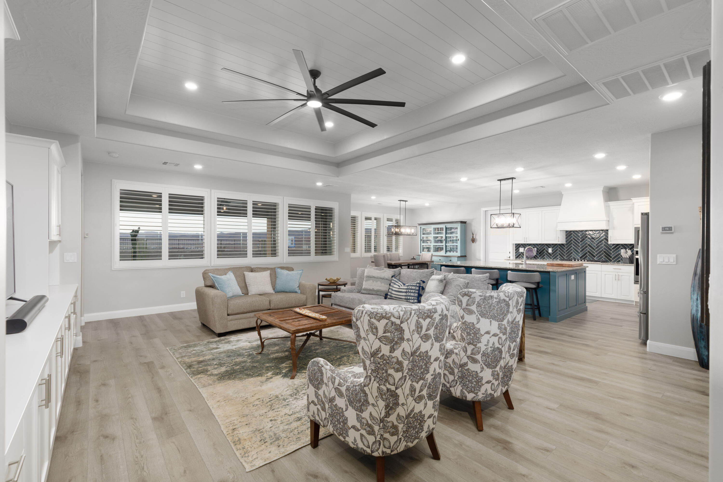 VIEWS AT CORAL CANYON - Residential