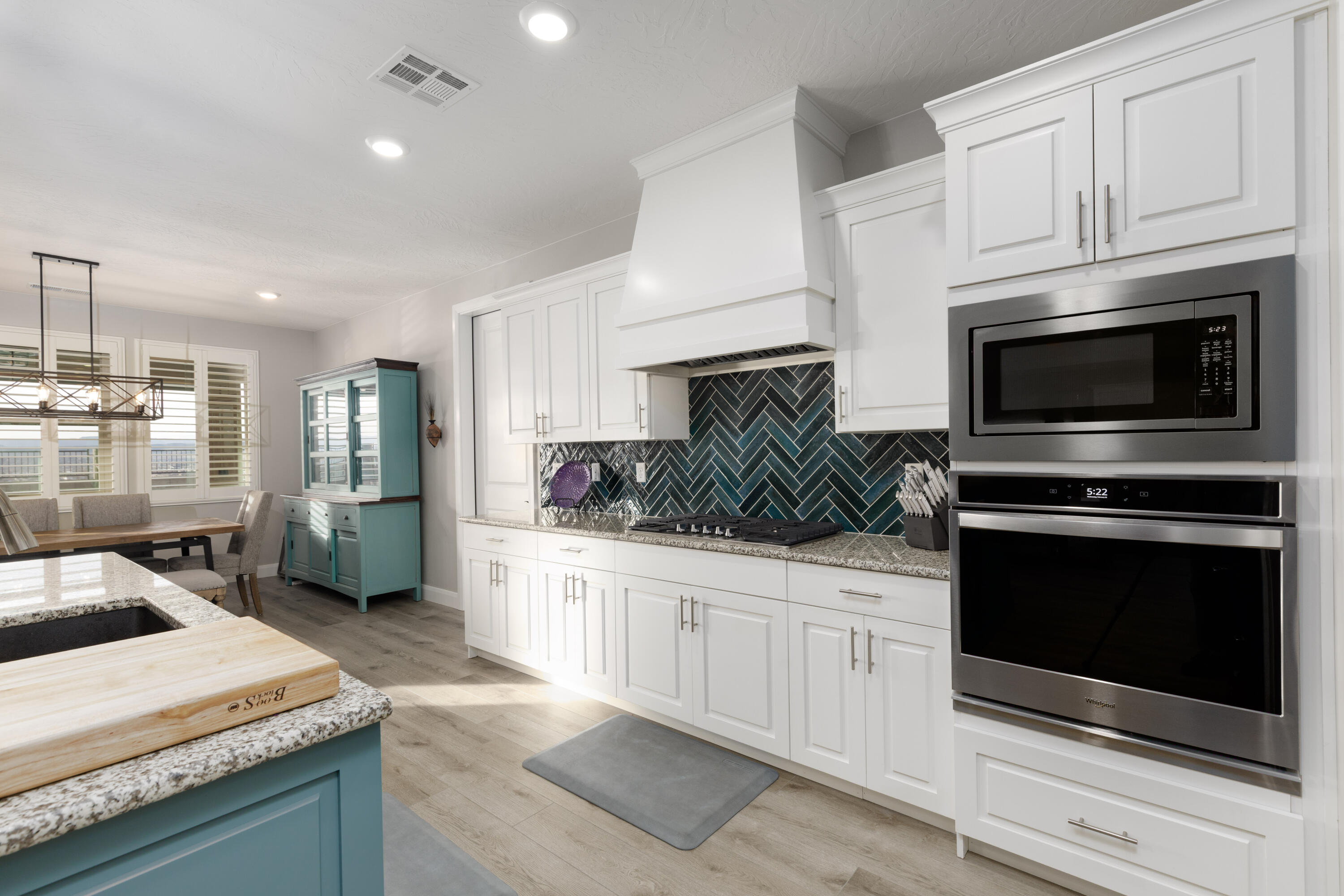 VIEWS AT CORAL CANYON - Residential