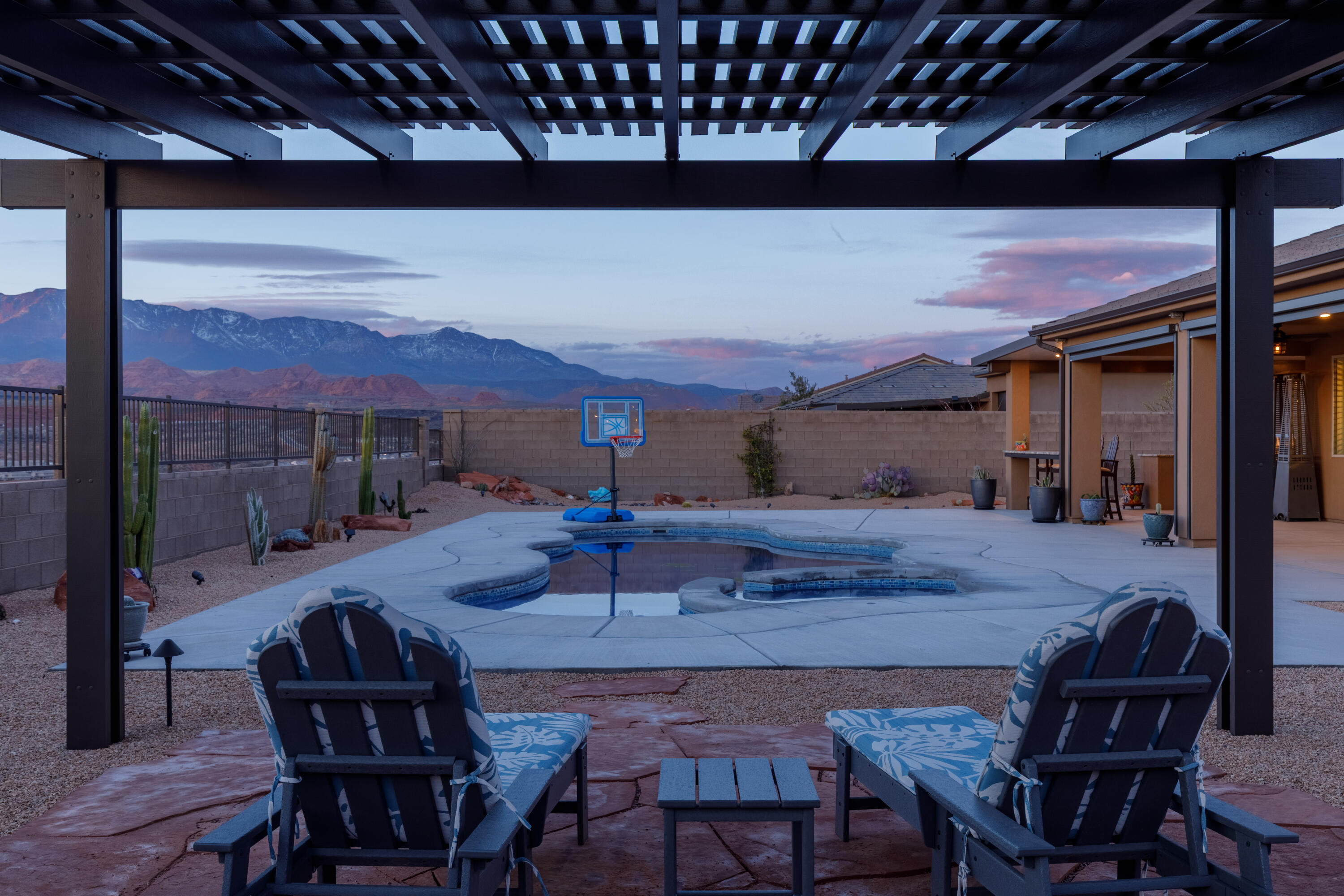 VIEWS AT CORAL CANYON - Residential