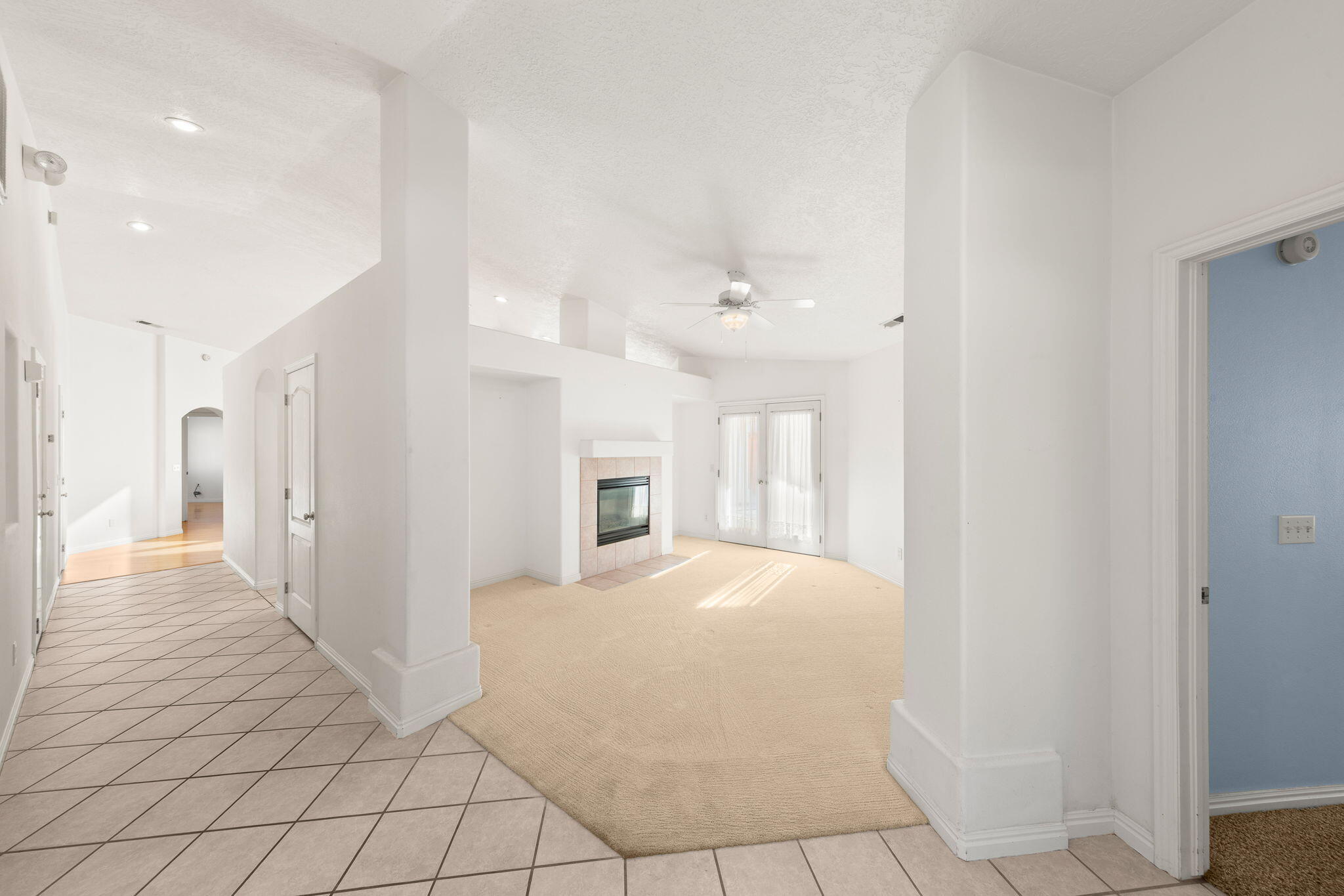 BLOOMINGTON HILLS - Residential