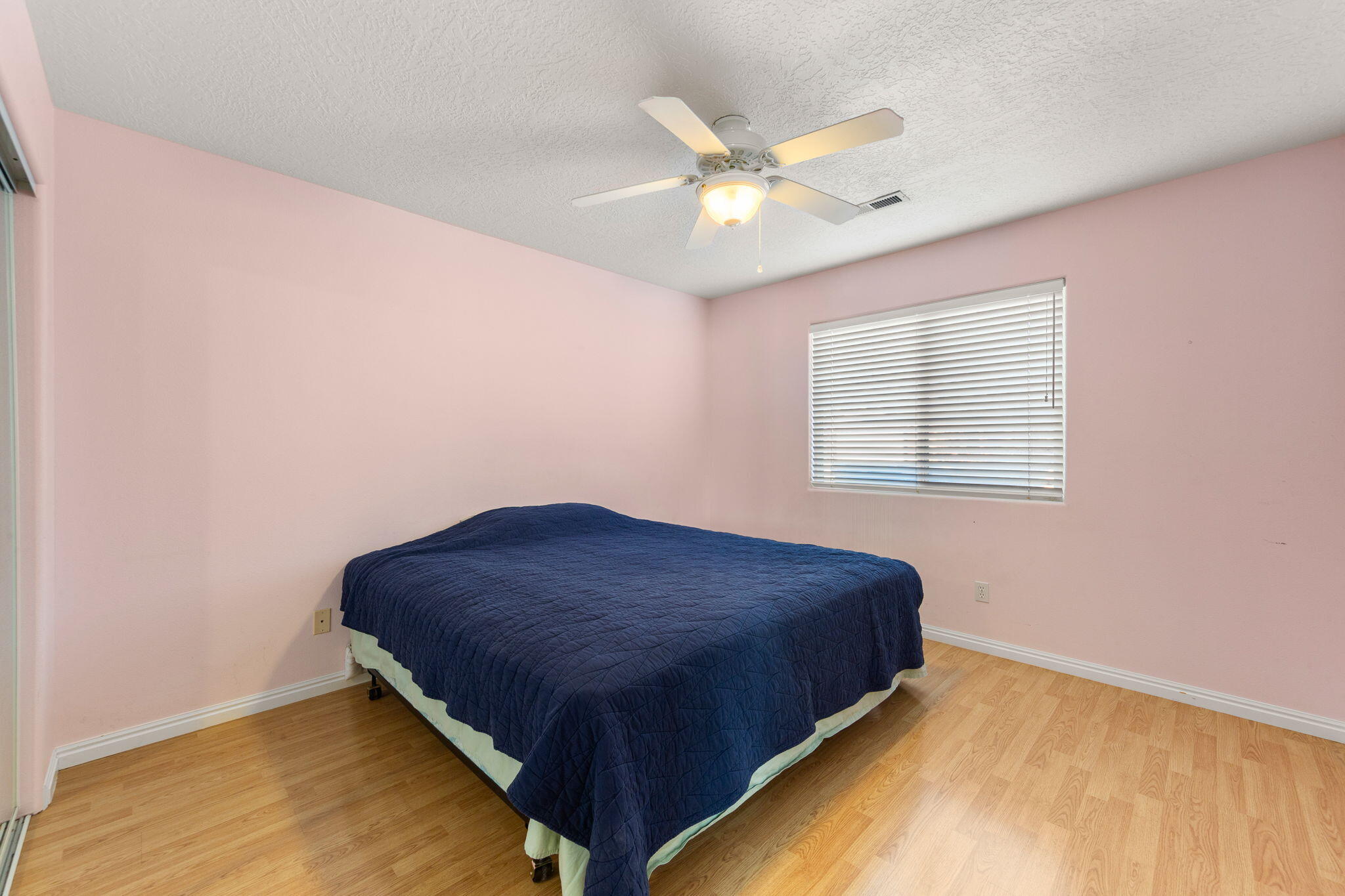BLOOMINGTON HILLS - Residential