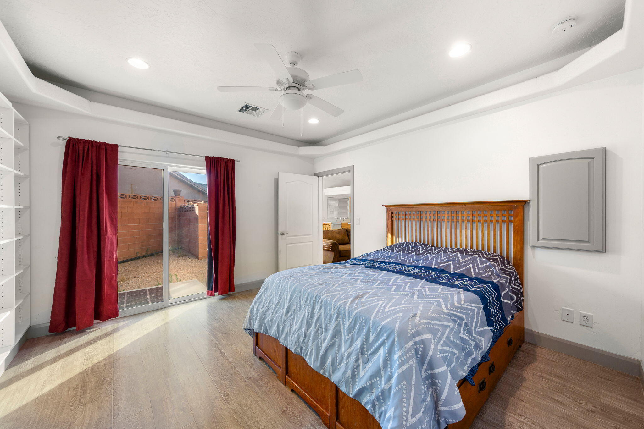 BLOOMINGTON HILLS - Residential