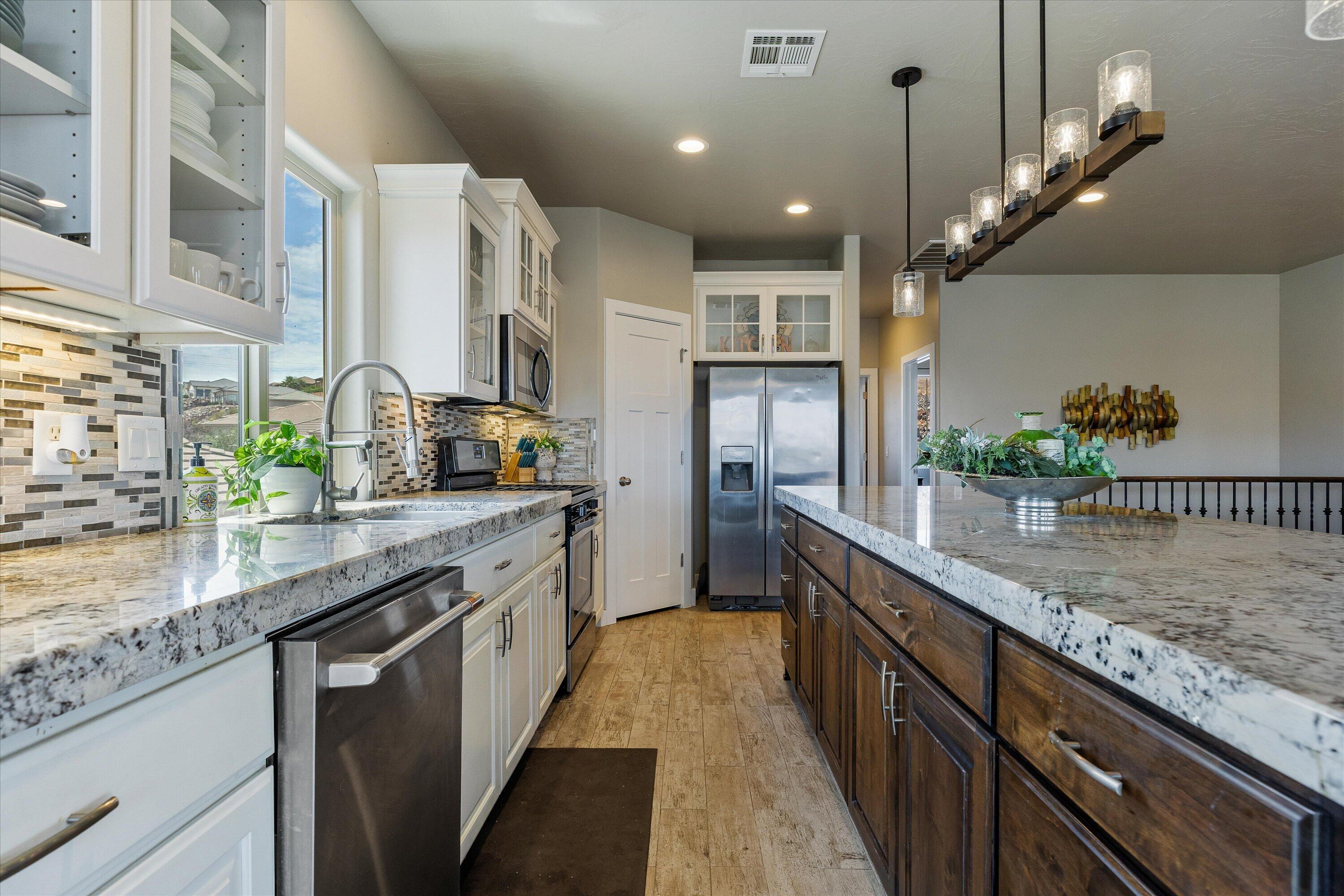 SUNSET RIDGE - Residential