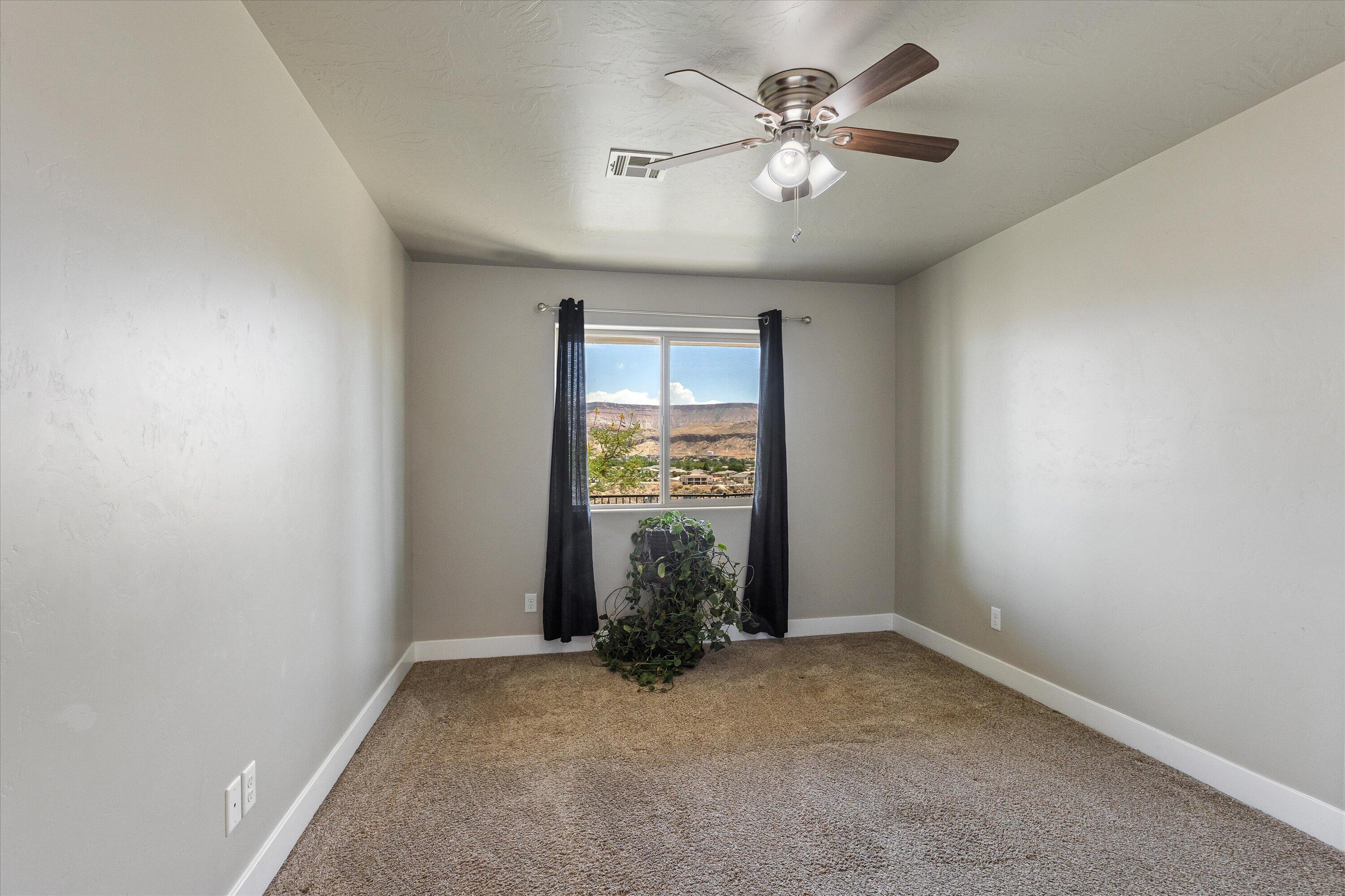 SUNSET RIDGE - Residential