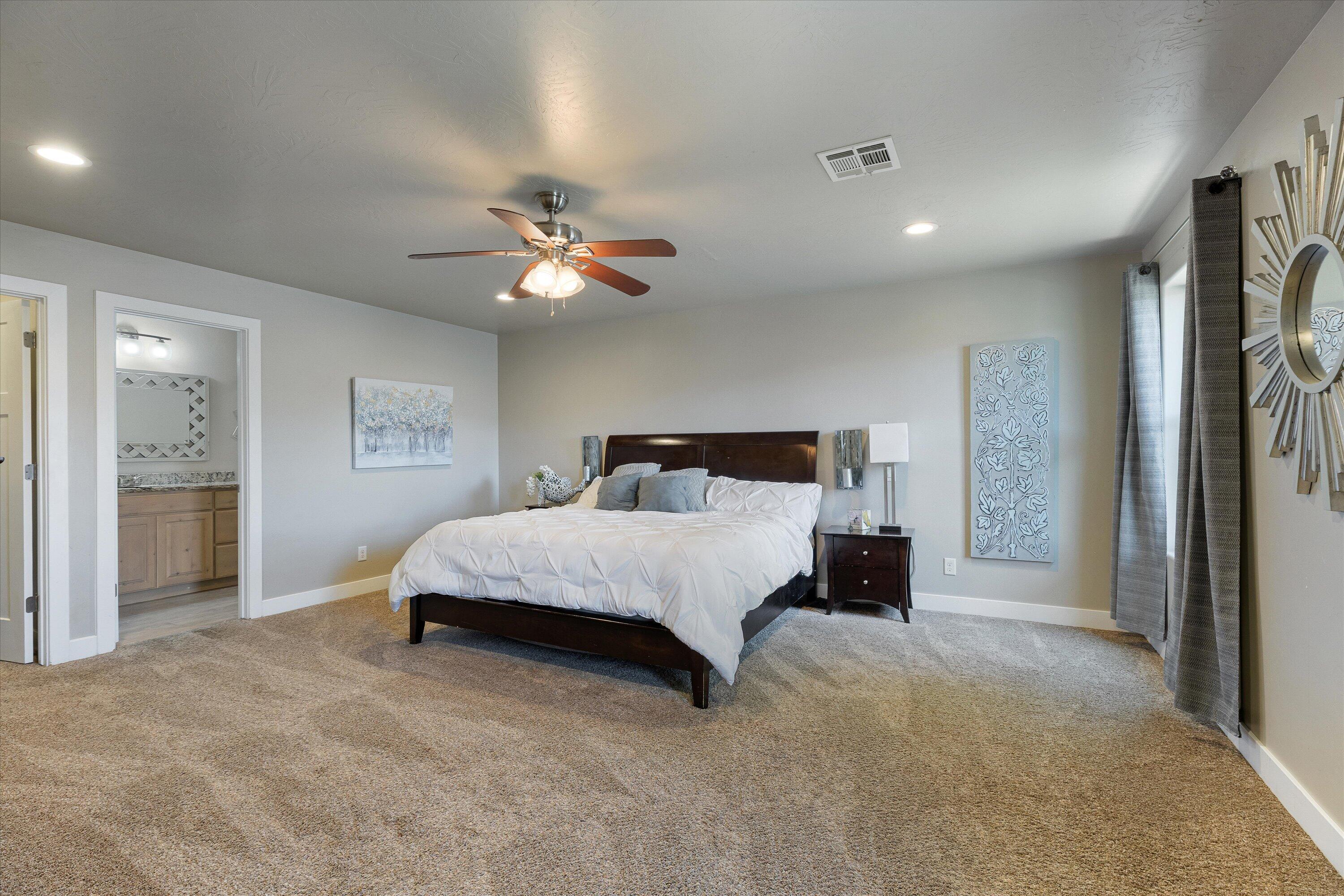 SUNSET RIDGE - Residential