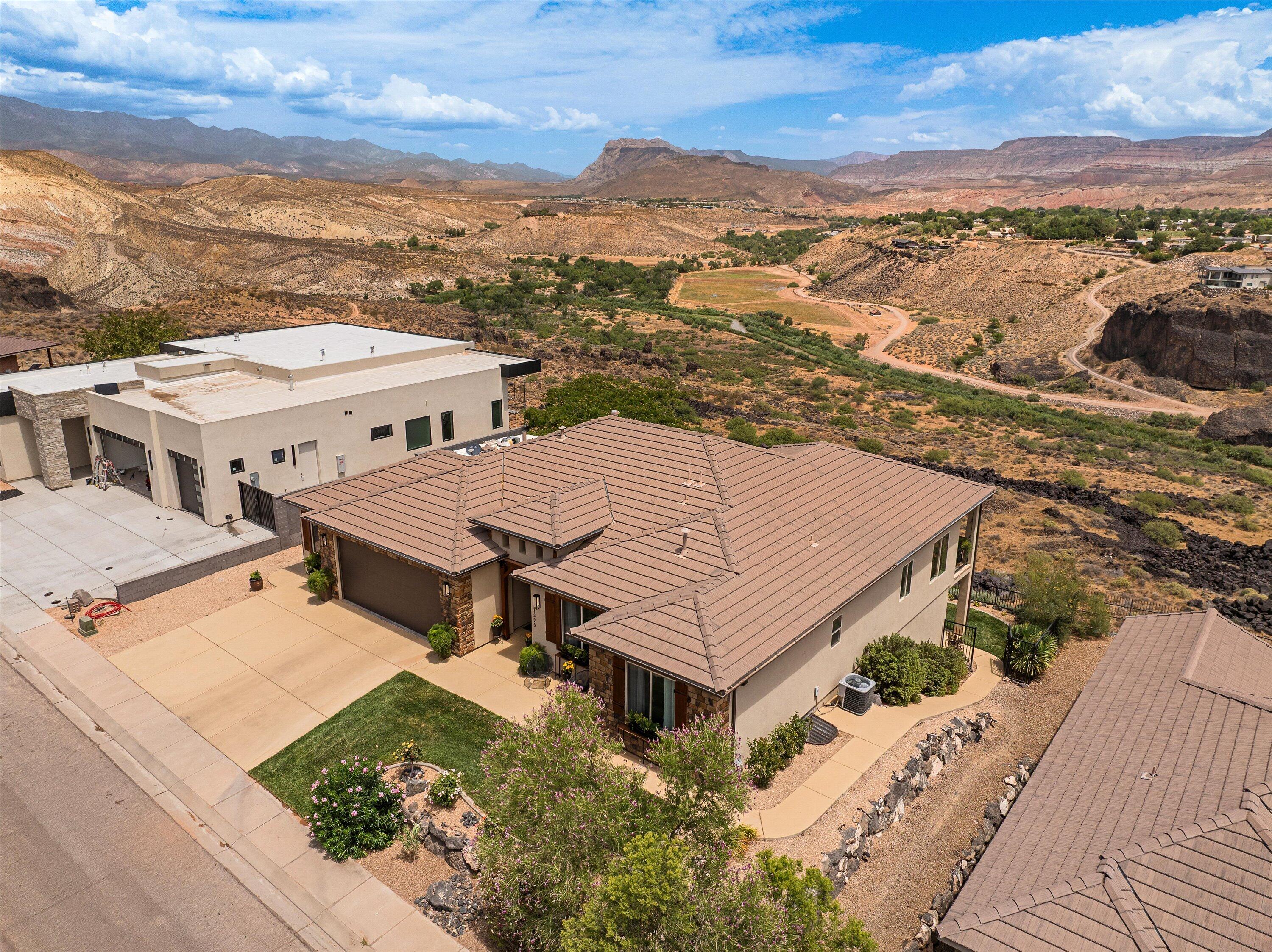 SUNSET RIDGE - Residential