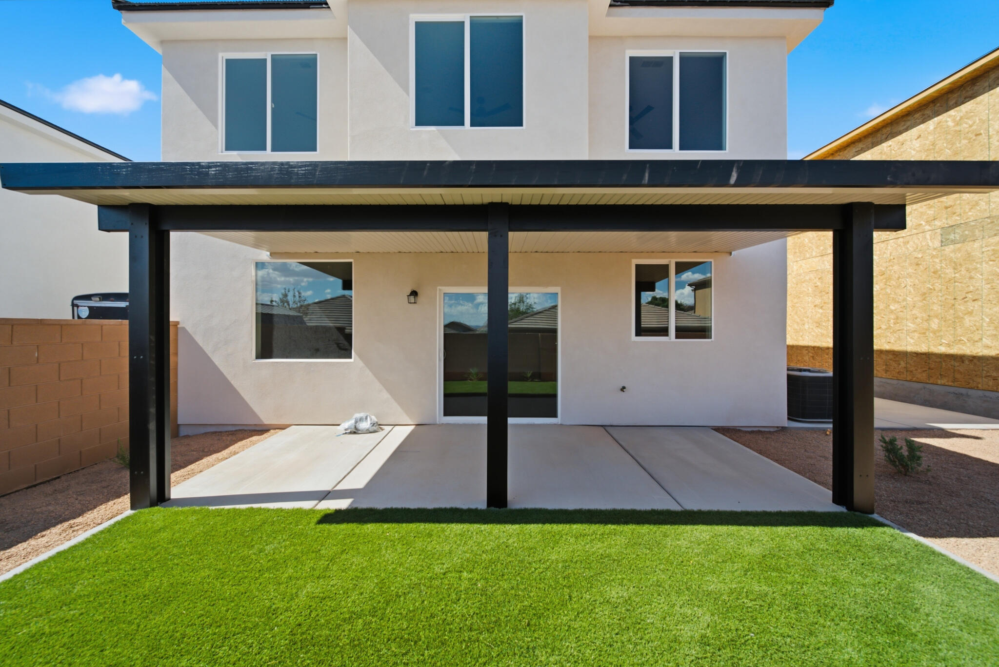 HURRICANE HOLLOW - Residential