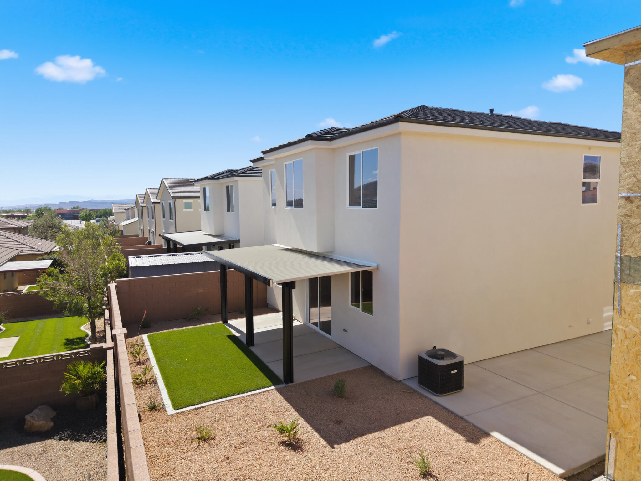 HURRICANE HOLLOW - Residential