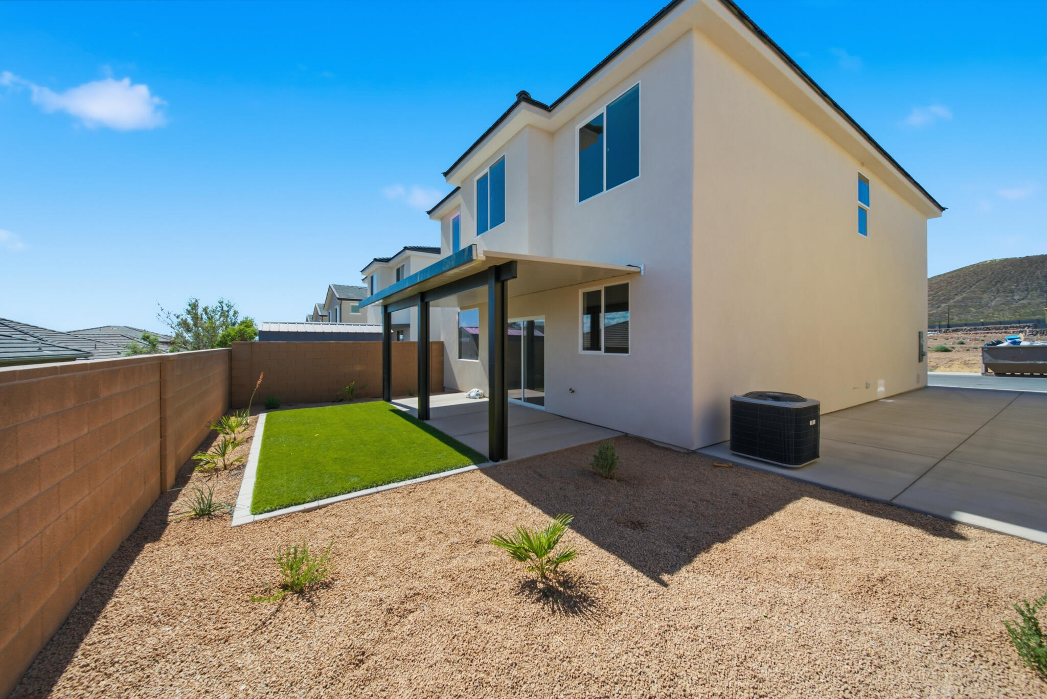 HURRICANE HOLLOW - Residential
