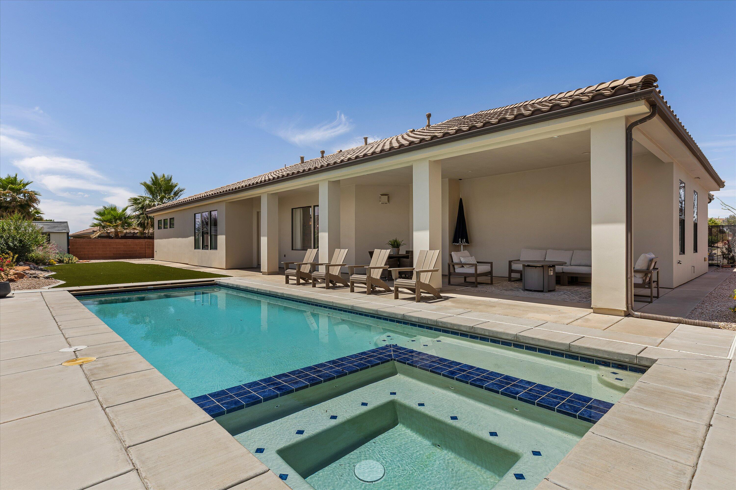 SILVERSTONE AT GREEN SPRINGS - Residential