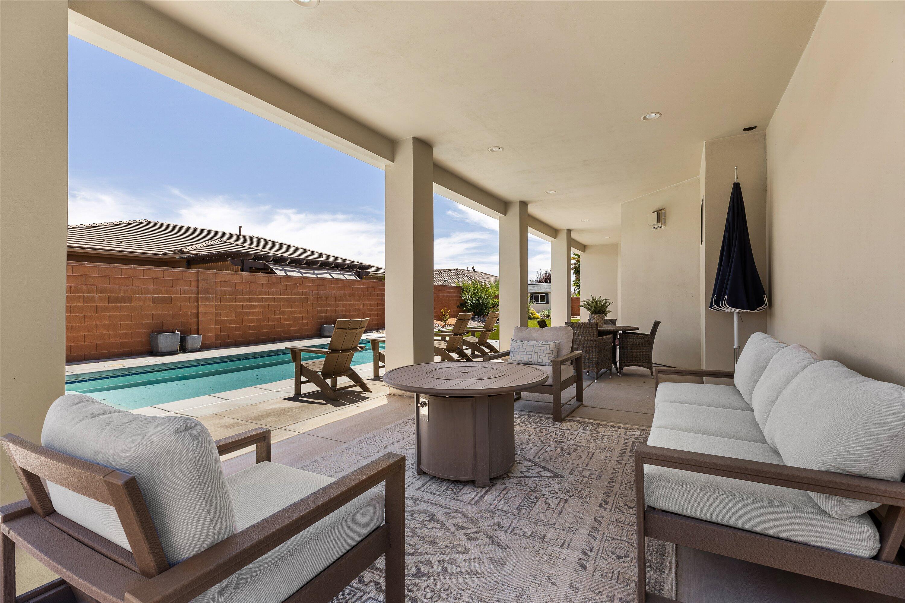 SILVERSTONE AT GREEN SPRINGS - Residential