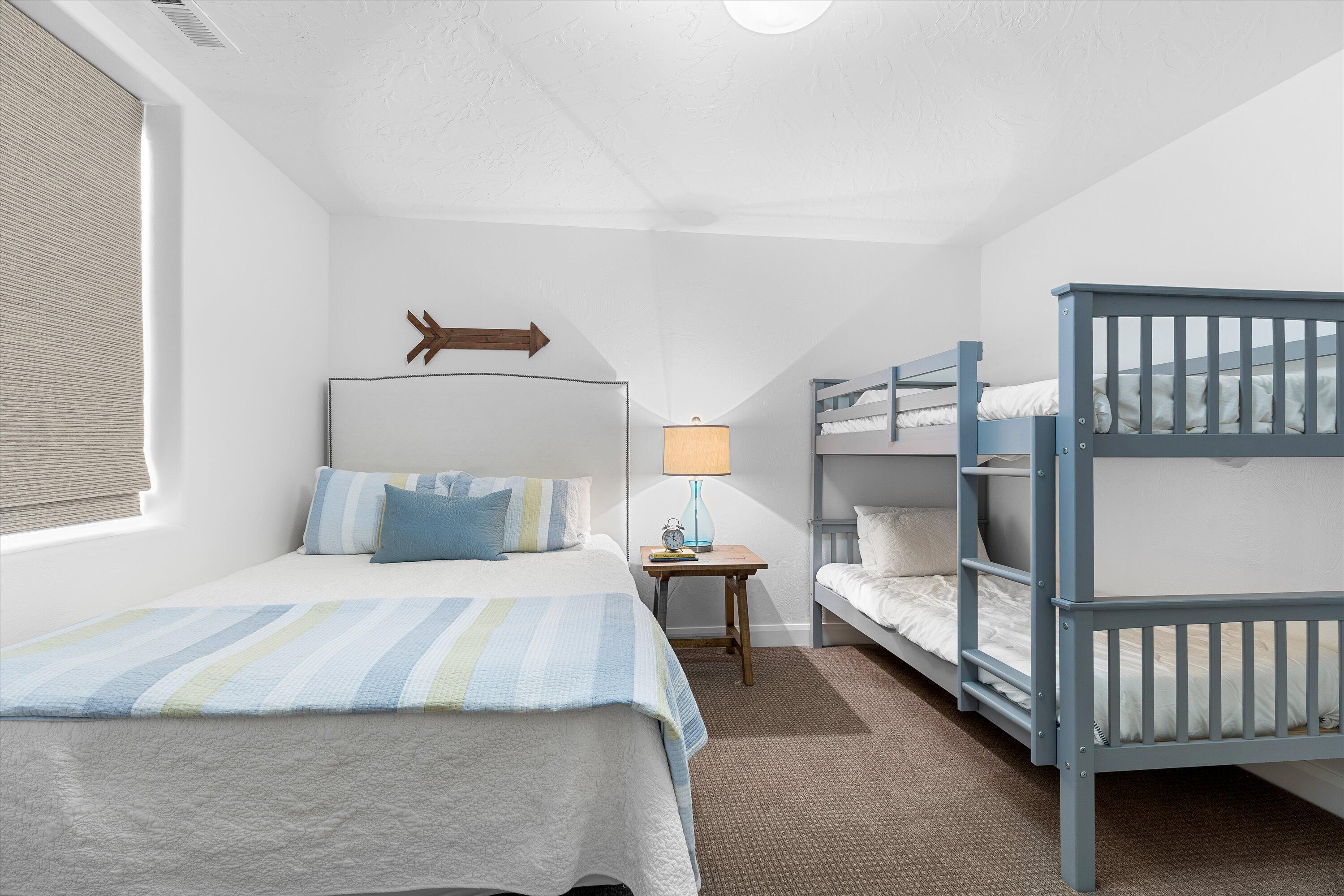 SILVERSTONE AT GREEN SPRINGS - Residential