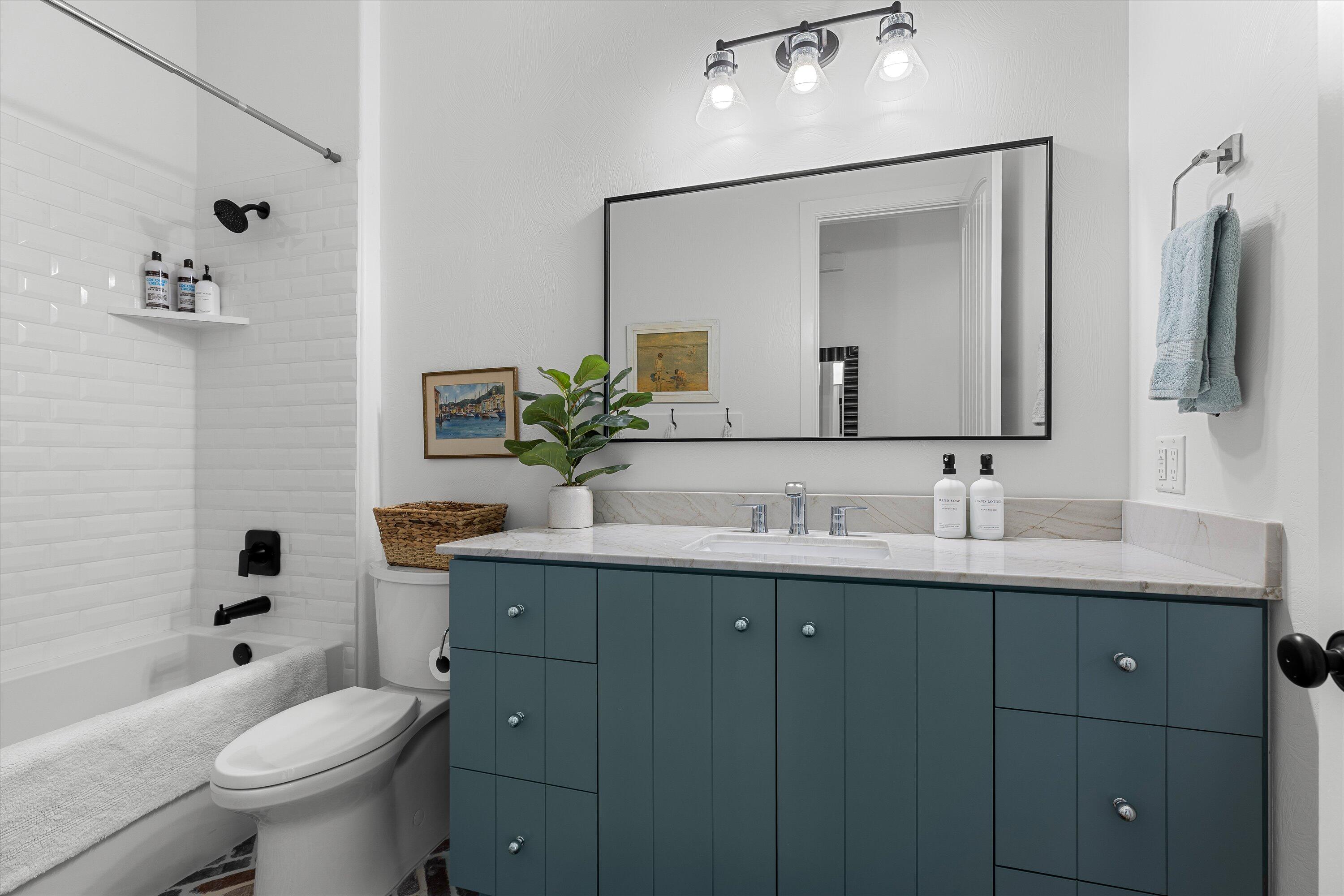 SILVERSTONE AT GREEN SPRINGS - Residential