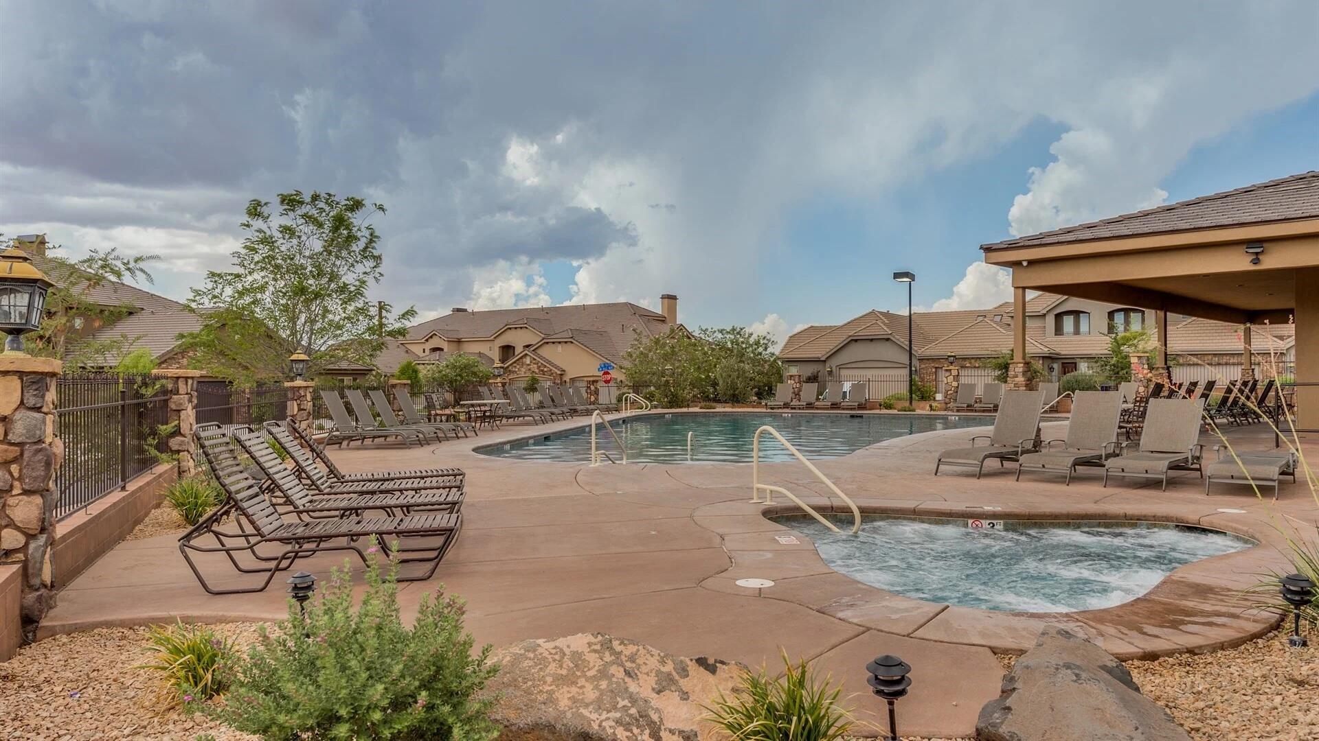 CORAL RIDGE TOWNHOMES - Residential
