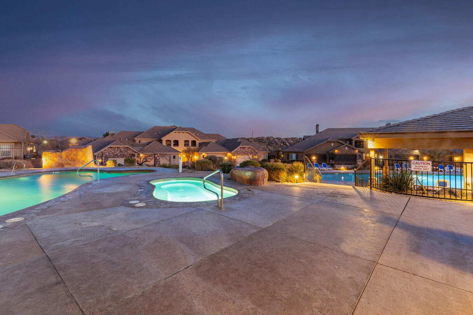 CORAL RIDGE TOWNHOMES - Residential