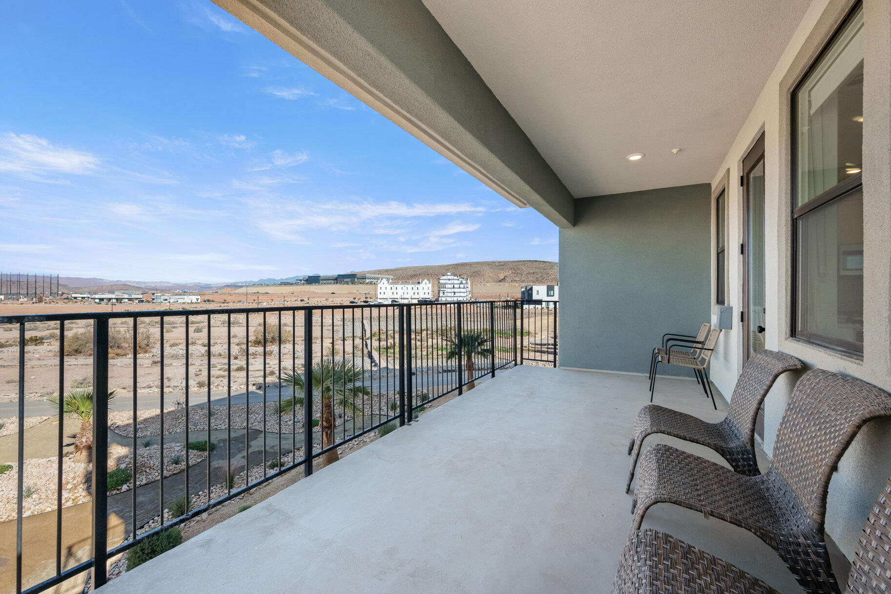 DESERT COLOR CONDOS - Residential