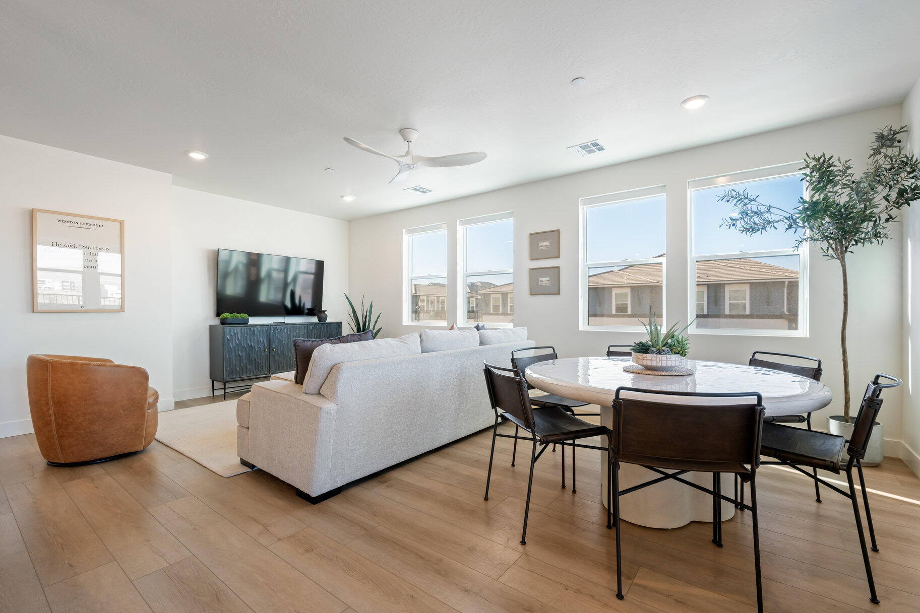 DESERT COLOR CONDOS - Residential