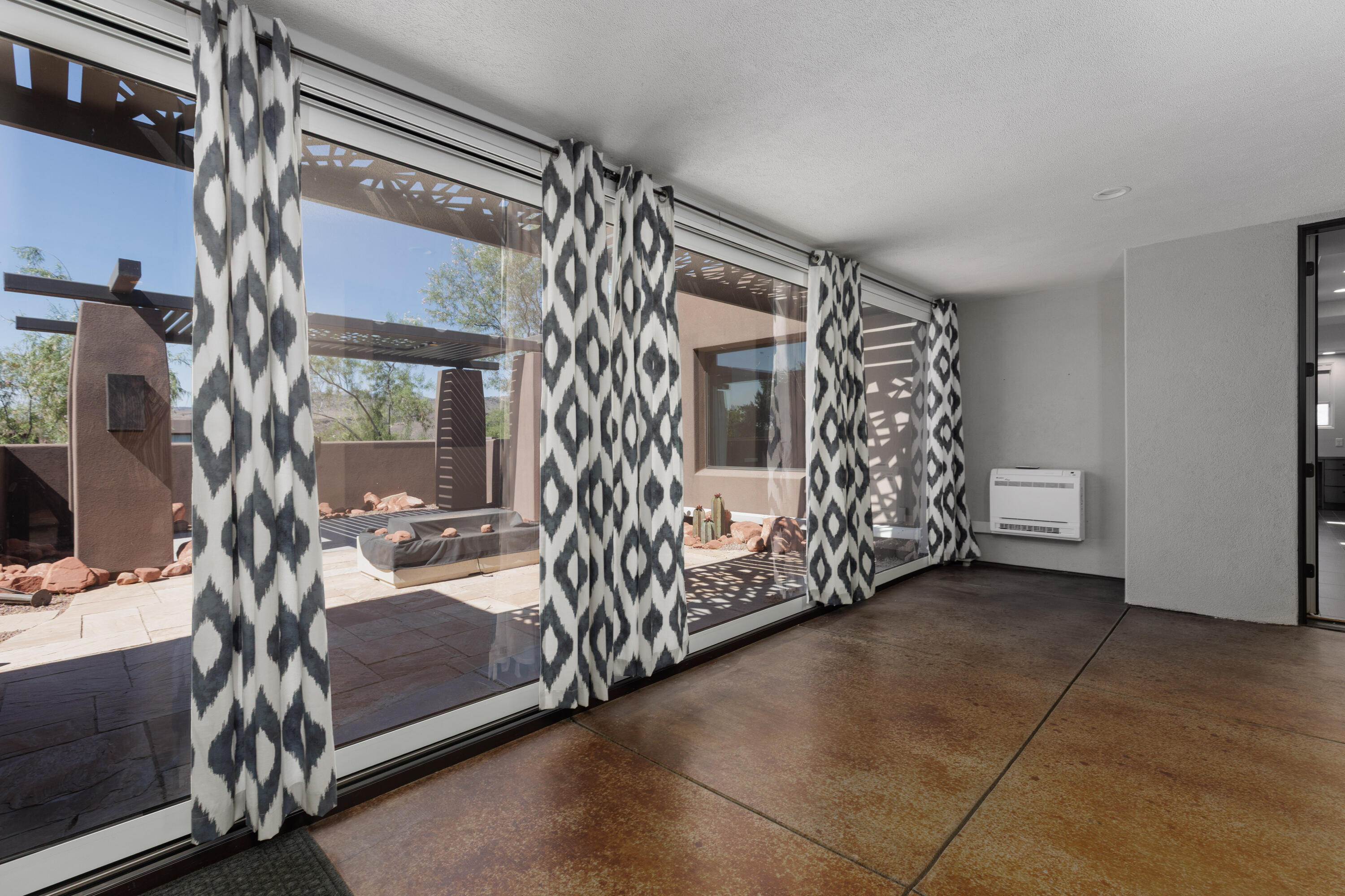 WILLOW SPRINGS - Residential