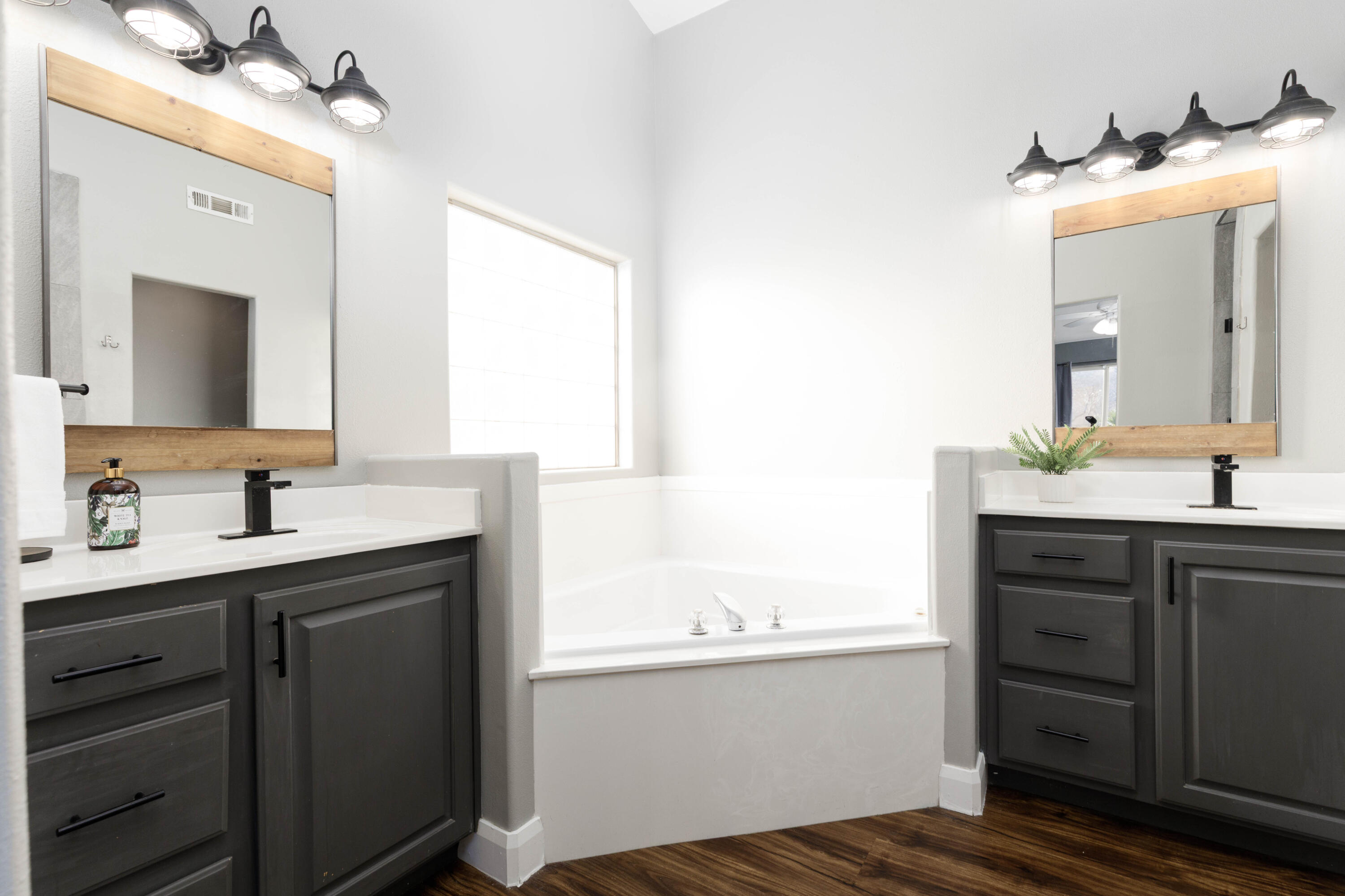 MEADOW LANE ESTATES - Residential