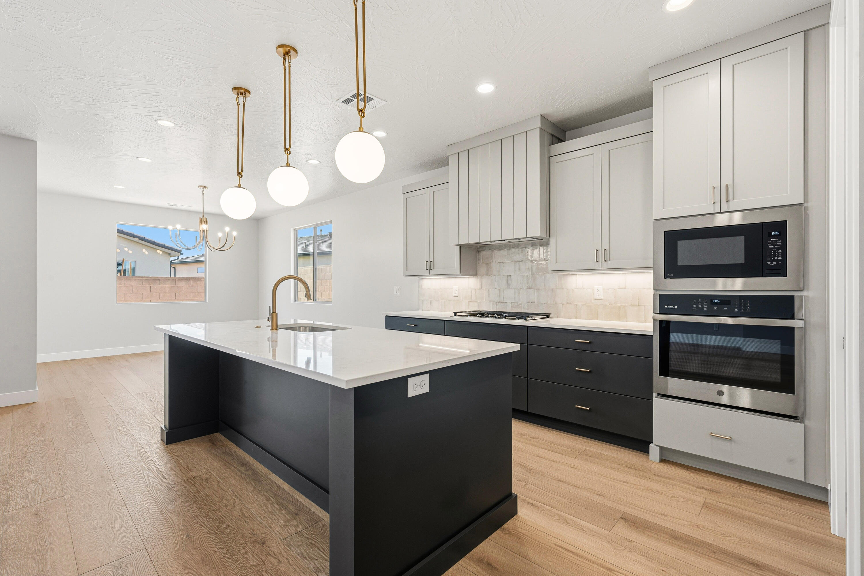 SOLIS AT CORAL CANYON - Residential