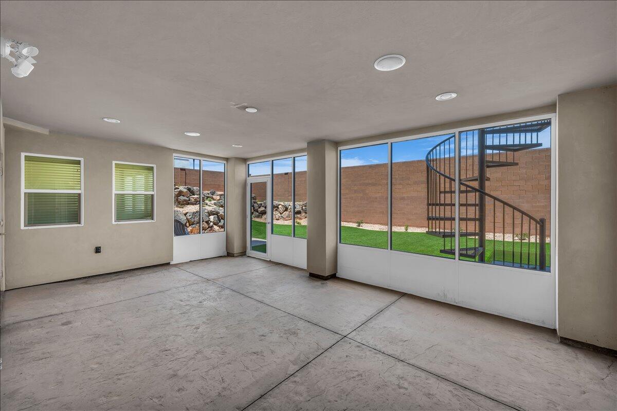 DIXIE SPRINGS - Residential