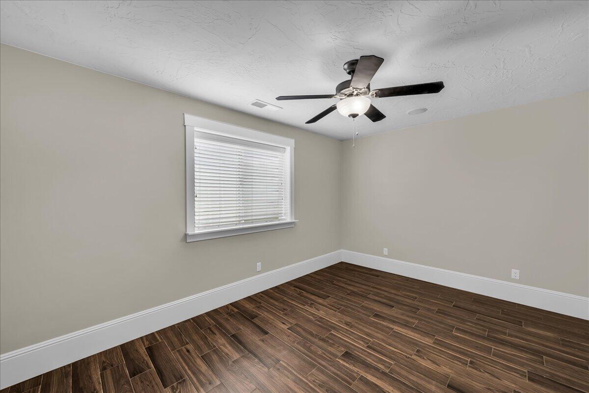 DIXIE SPRINGS - Residential