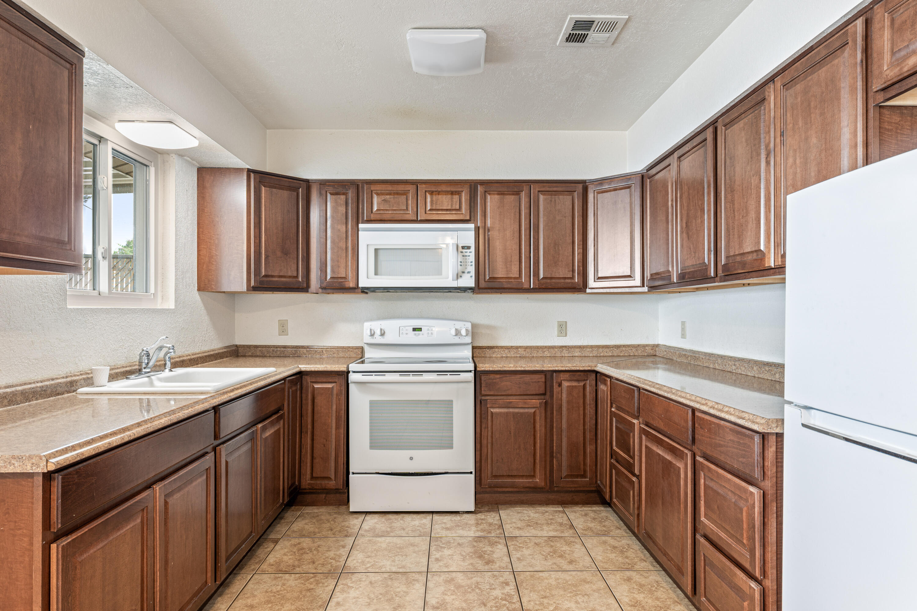 WARM SPRINGS - Residential