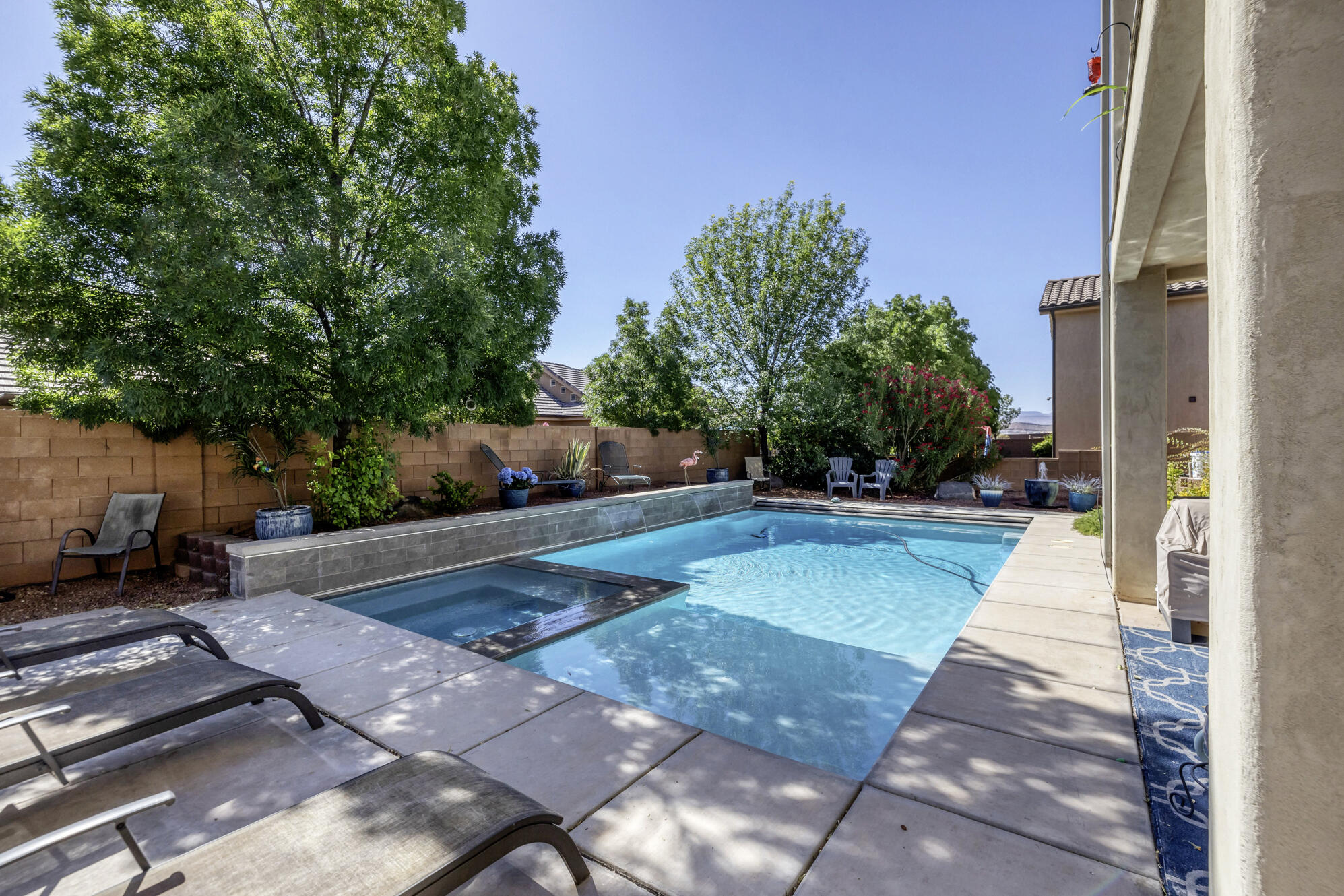 SERENITY HILLS - Residential