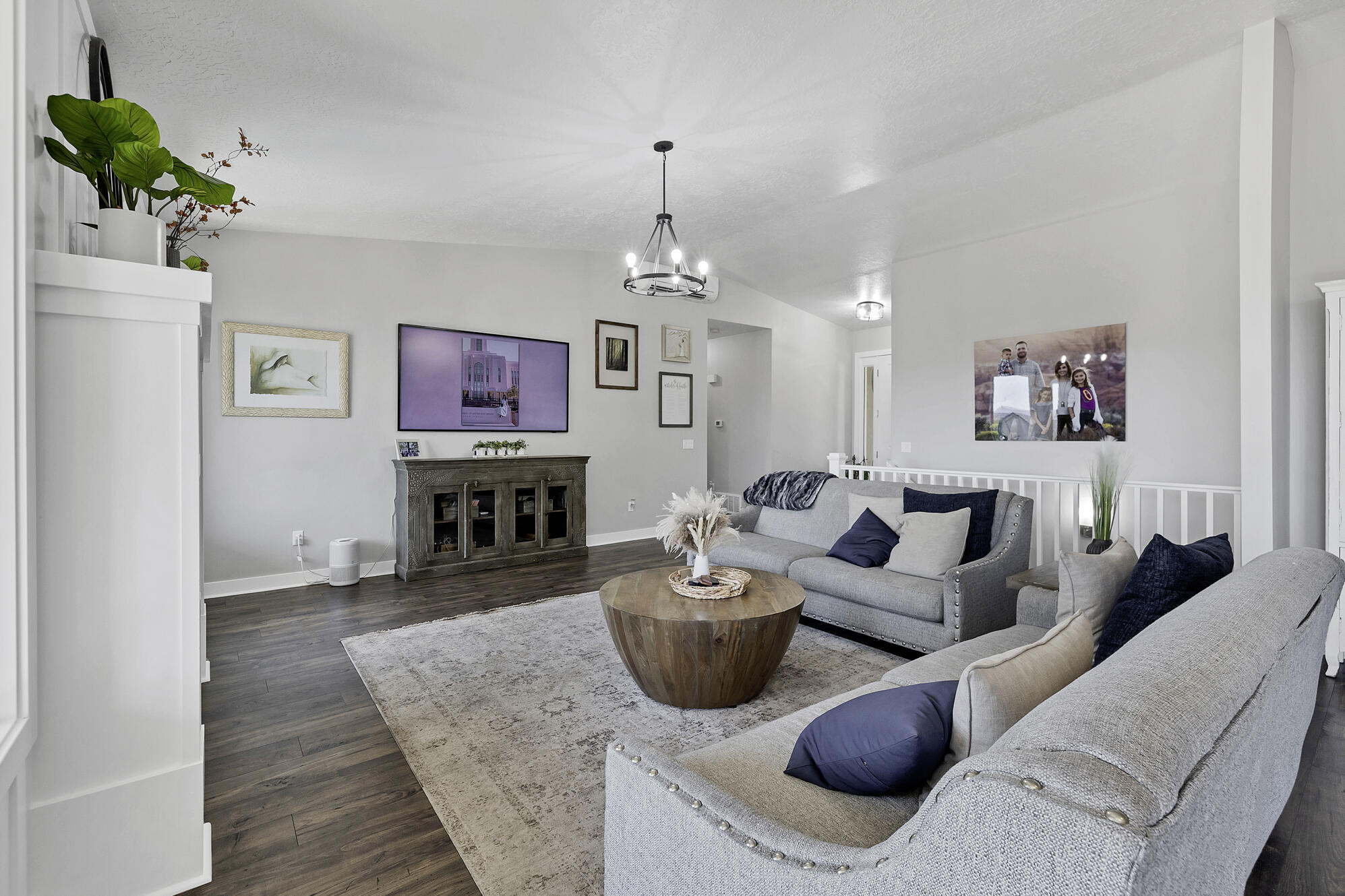 SERENITY HILLS - Residential