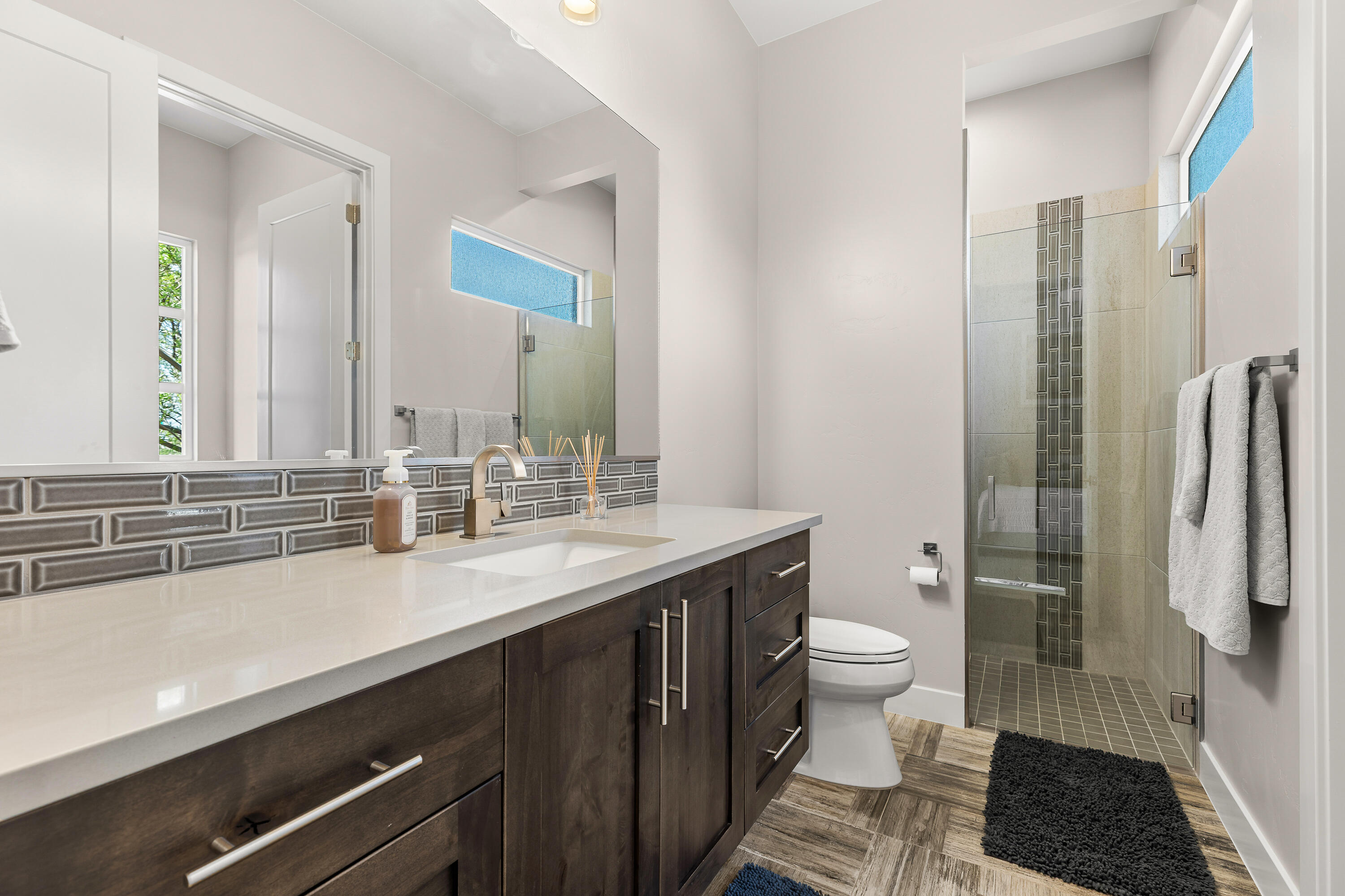 SILVER SAGE - Residential