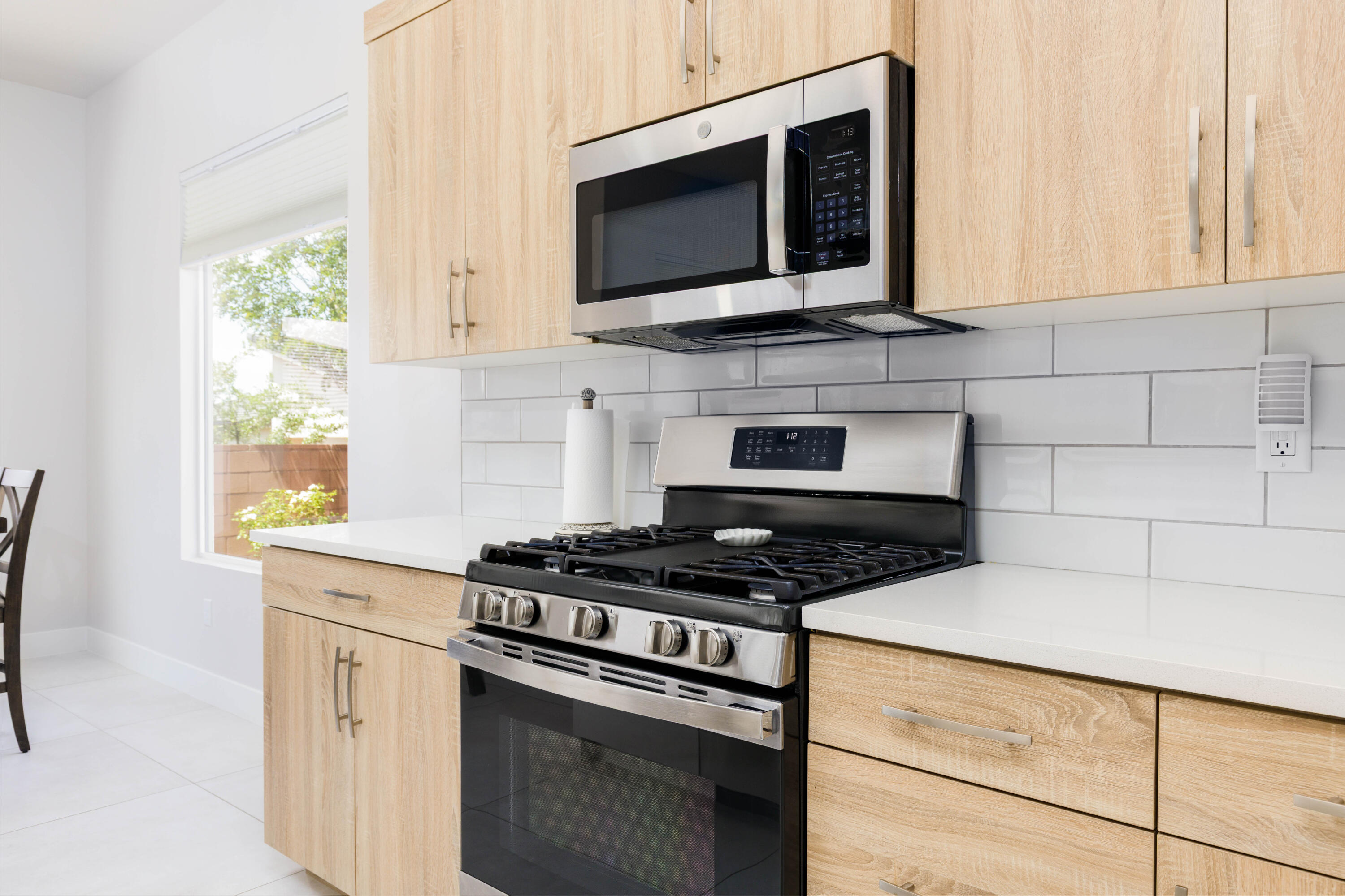 WARNER GATEWAY - Residential