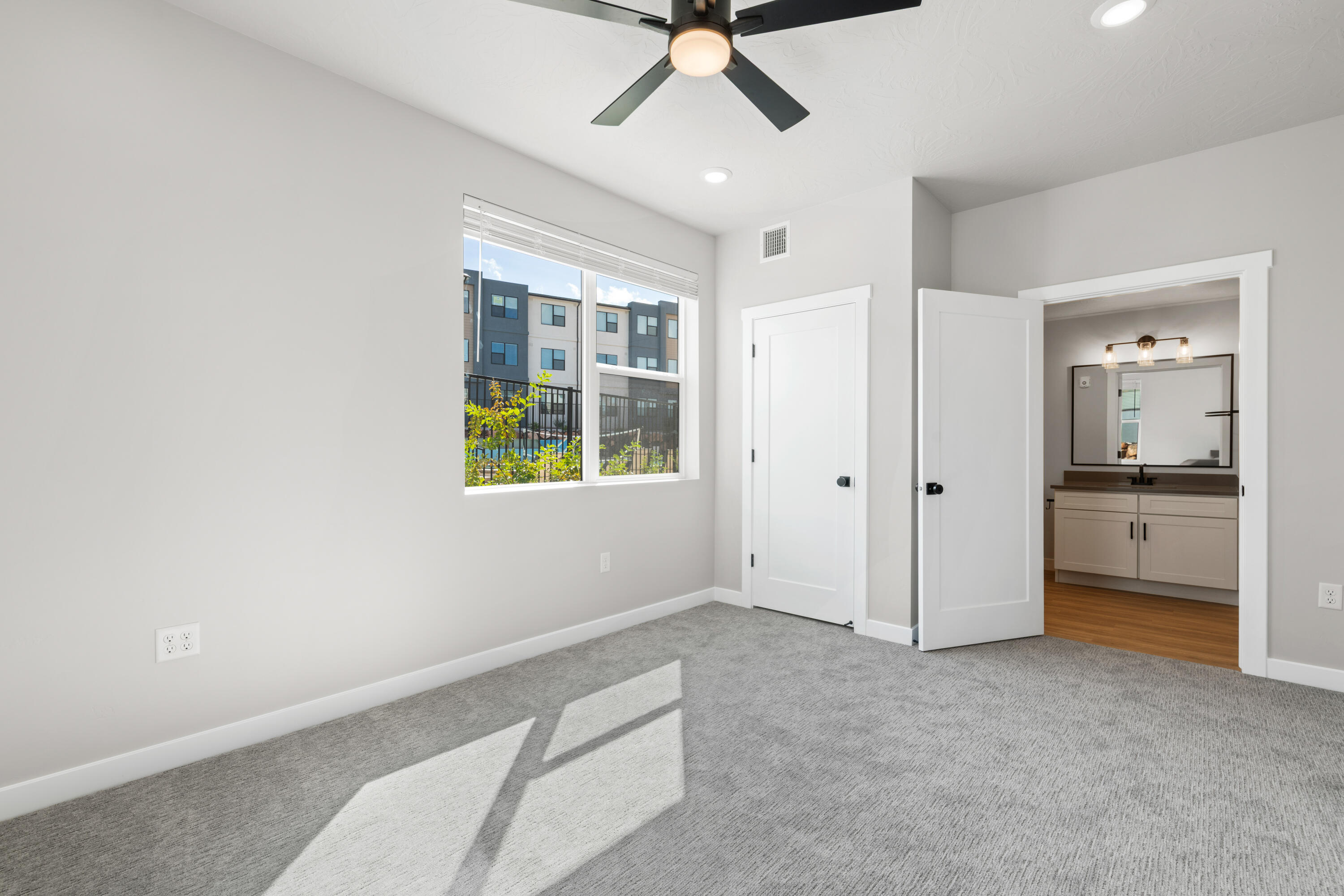CORAL SPRINGS CONDOMINIUMS - Residential