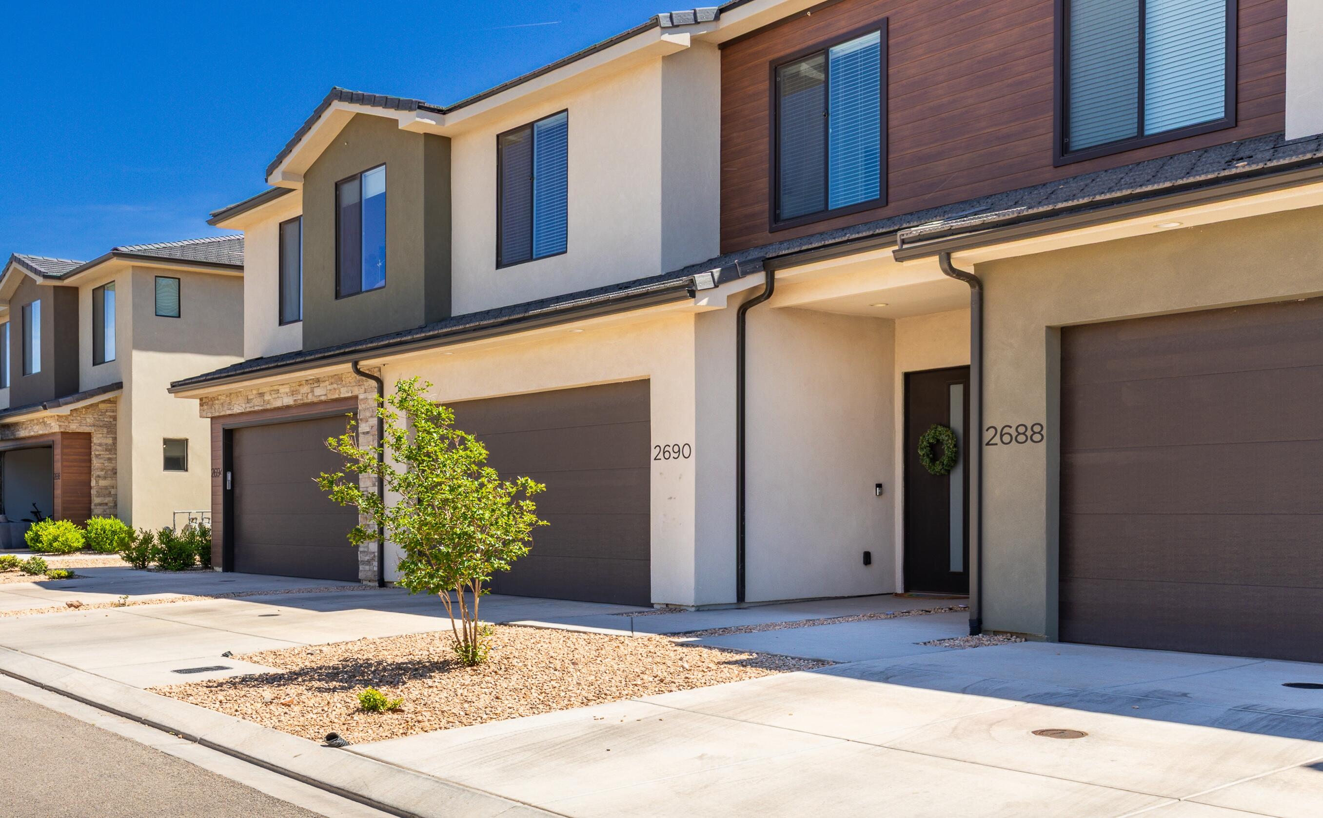 WOODLAND ESTATES TOWNHOMES - Residential