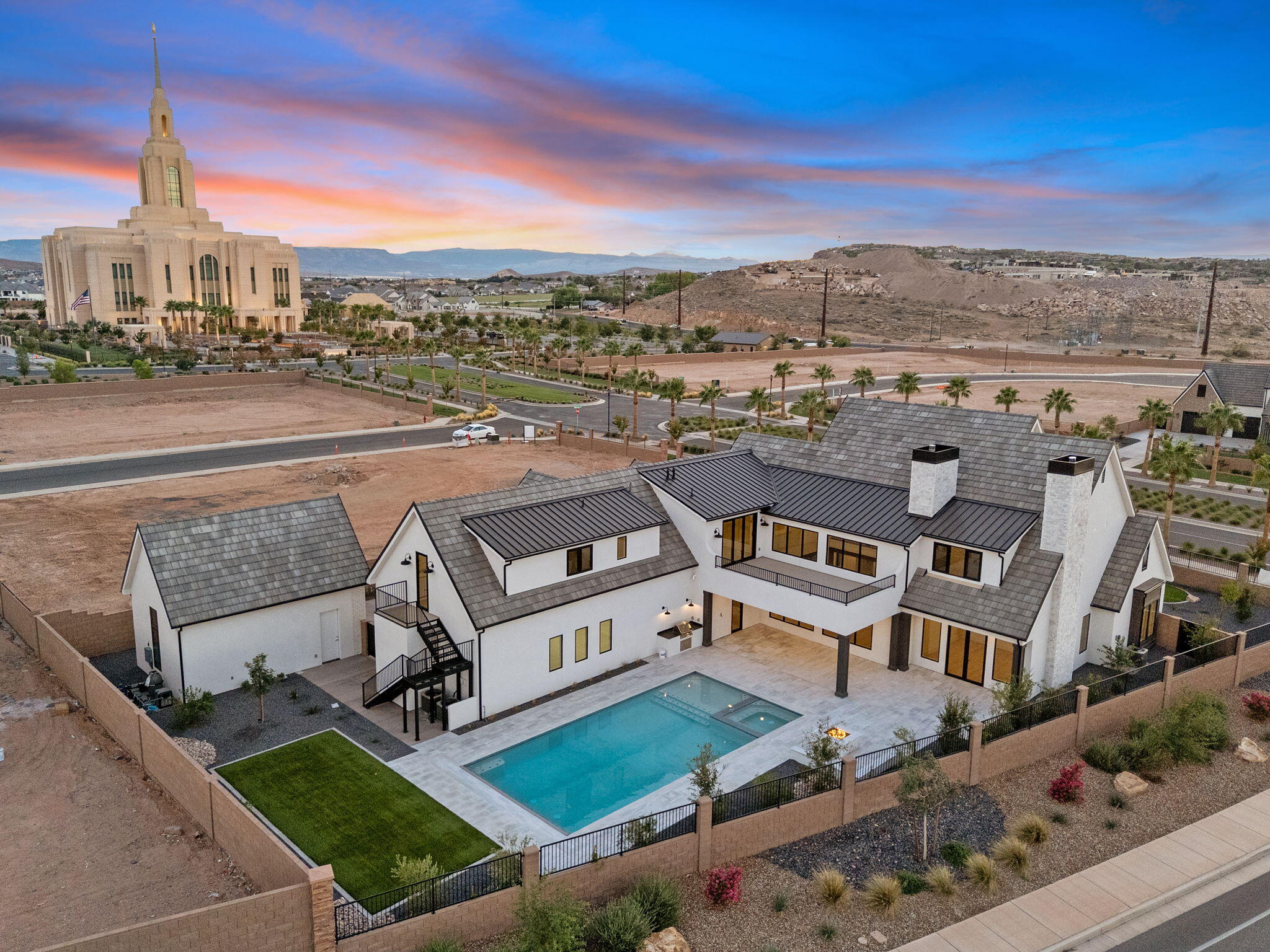 SUMMIT VIEW - Residential