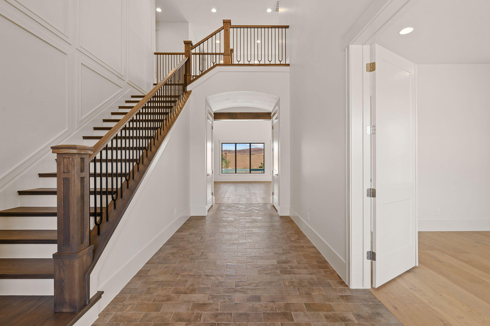 SUMMIT VIEW - Residential