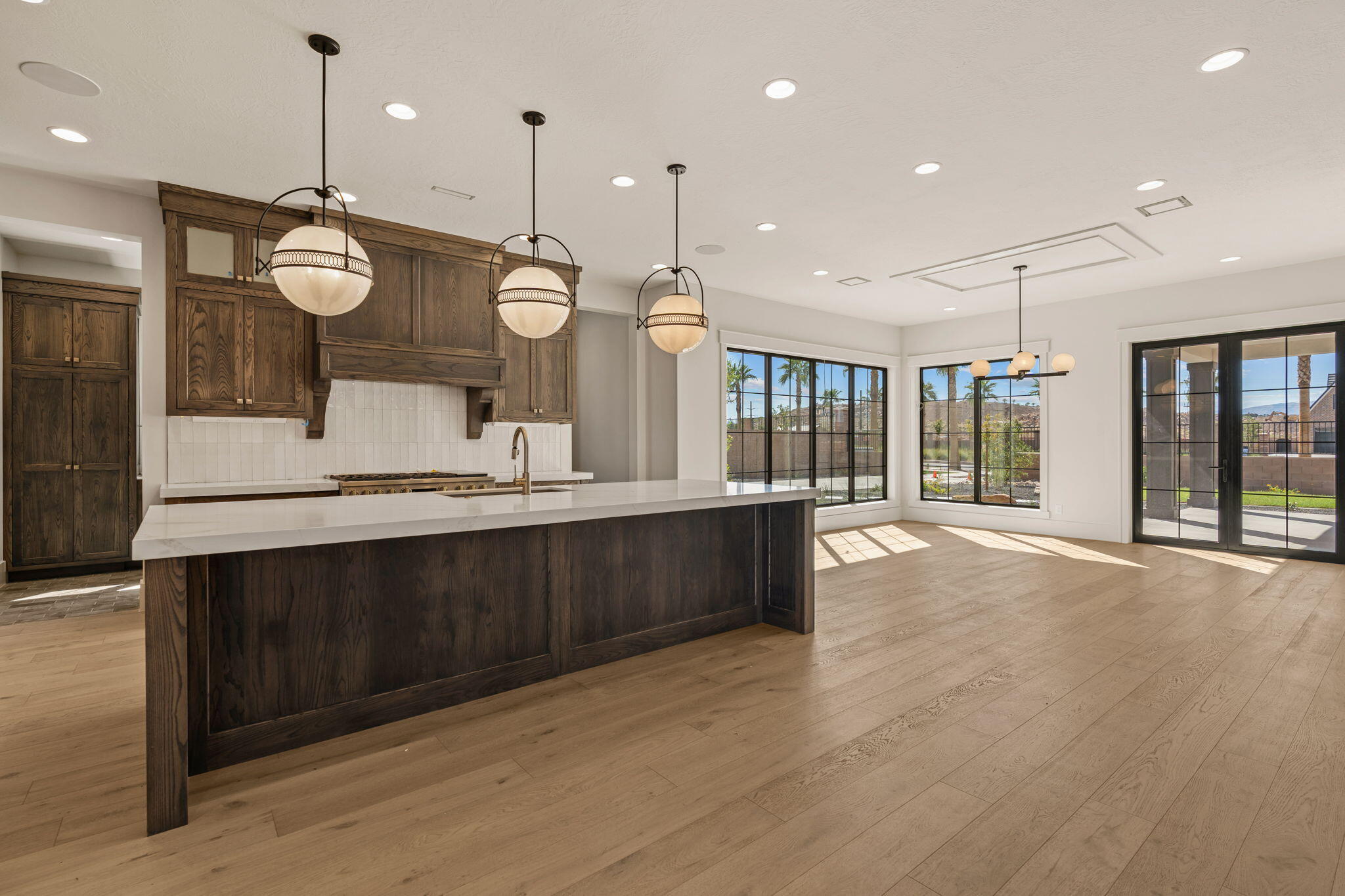 SUMMIT VIEW - Residential