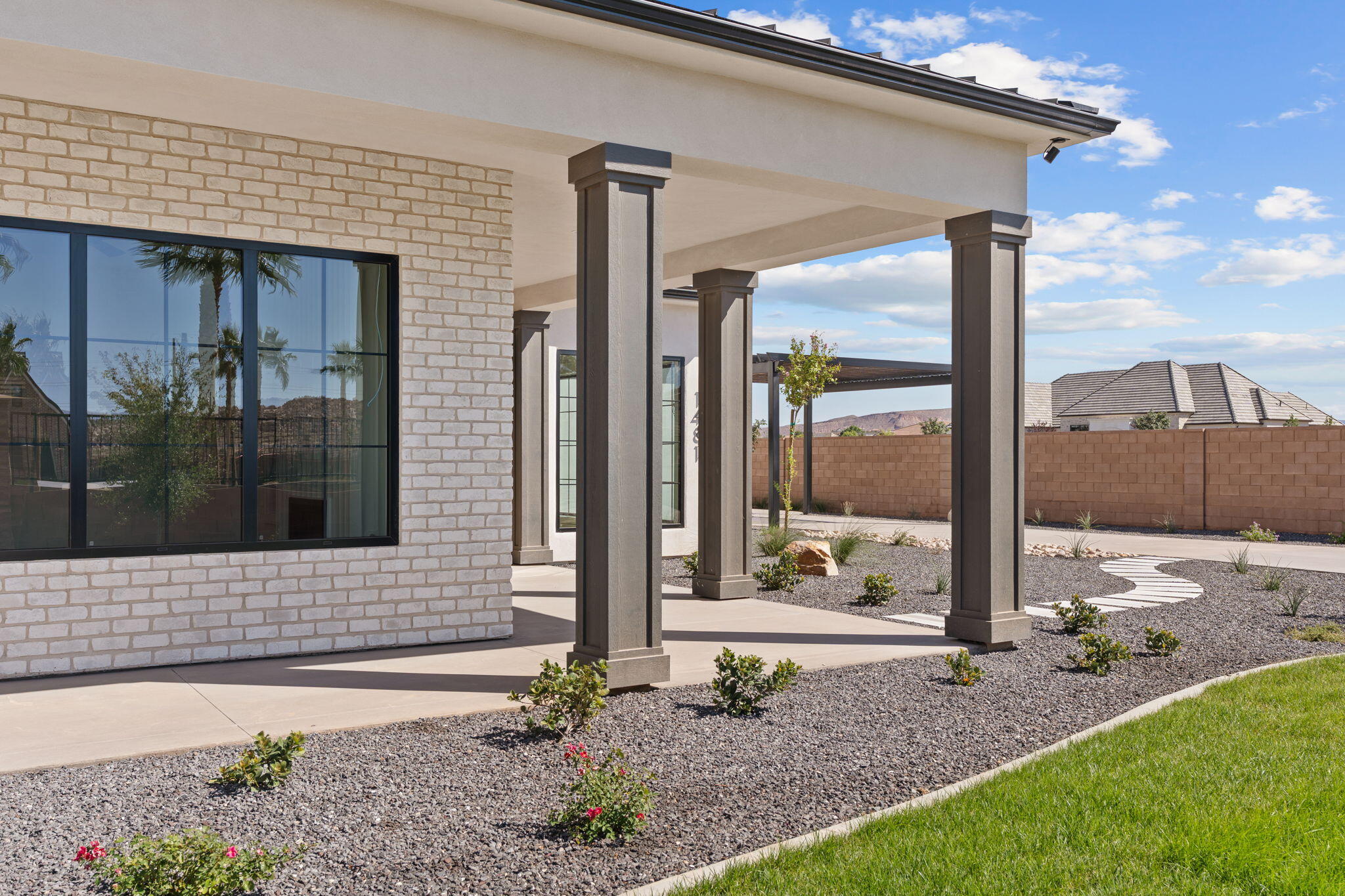 SUMMIT VIEW - Residential