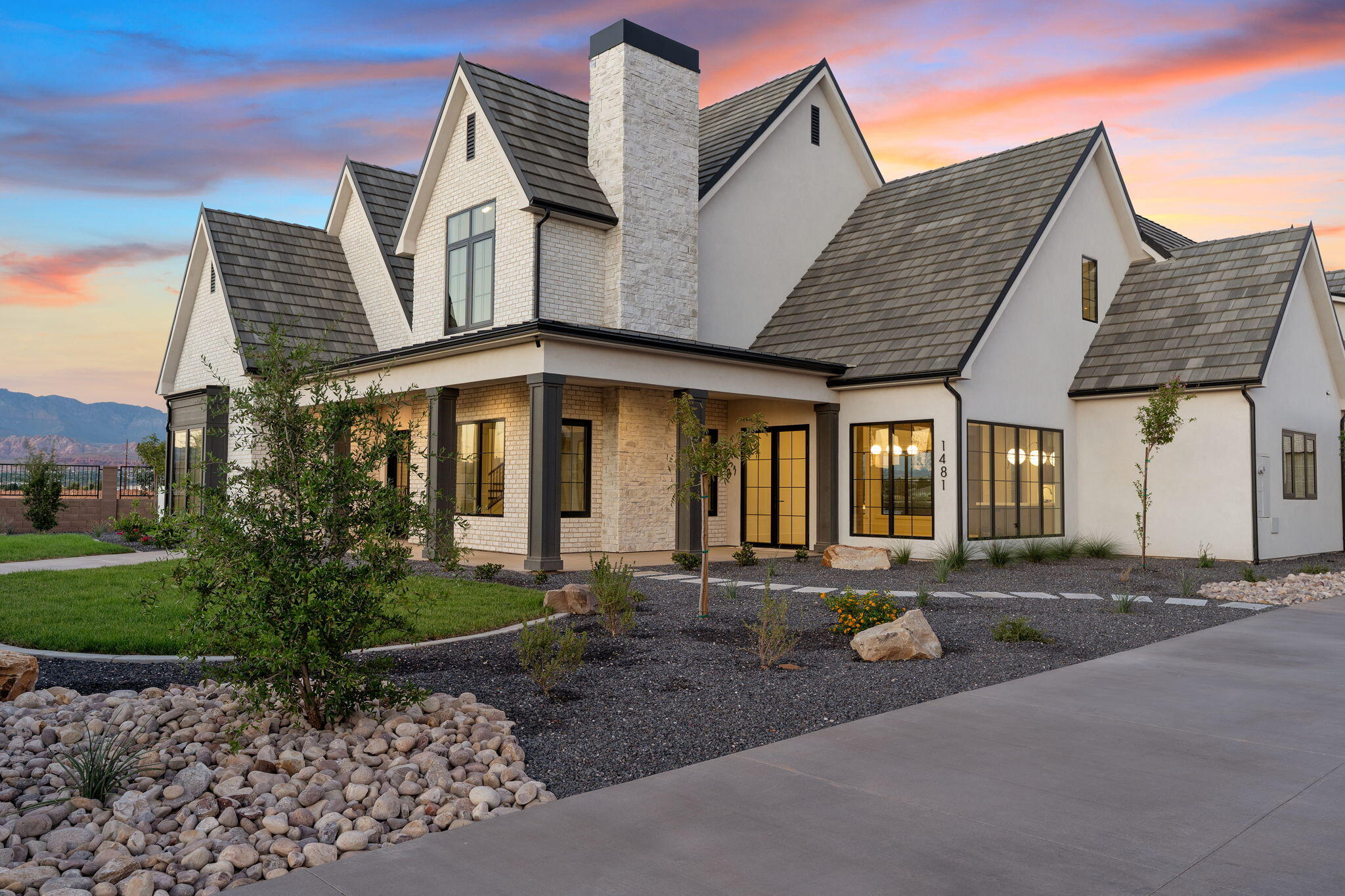 SUMMIT VIEW - Residential
