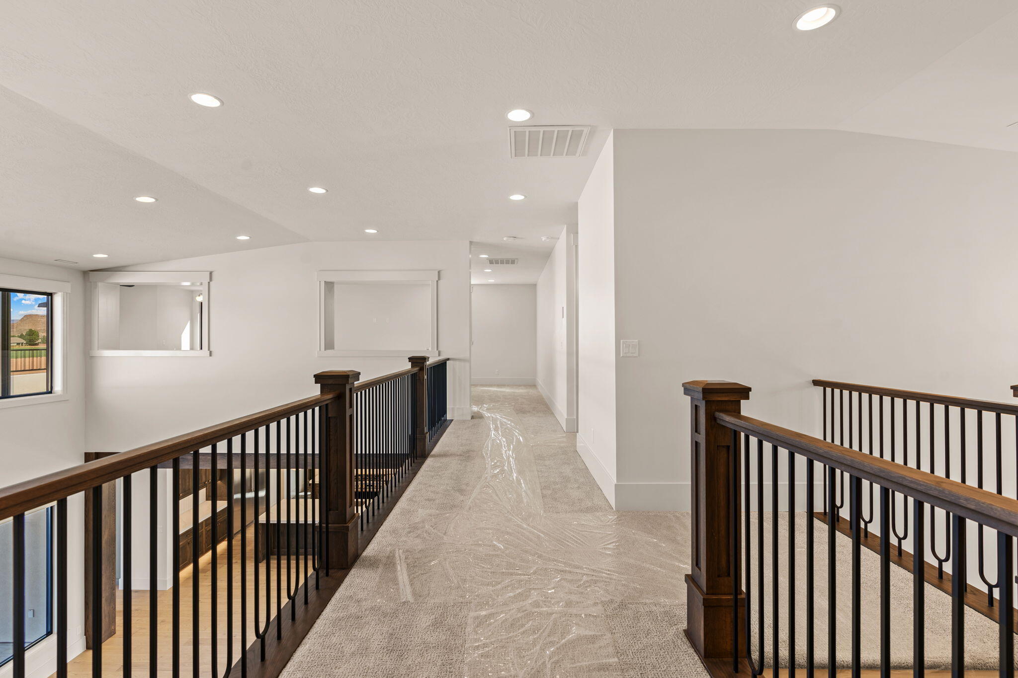 SUMMIT VIEW - Residential