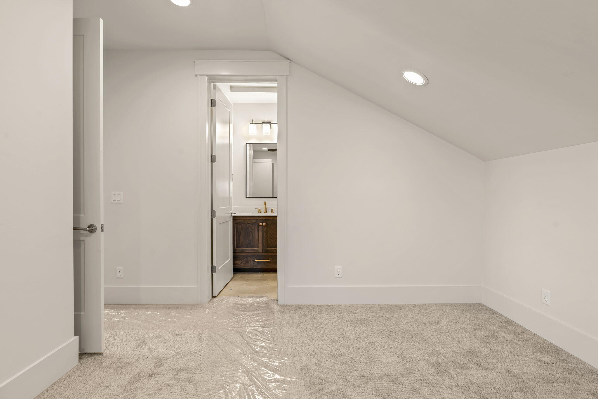 SUMMIT VIEW - Residential