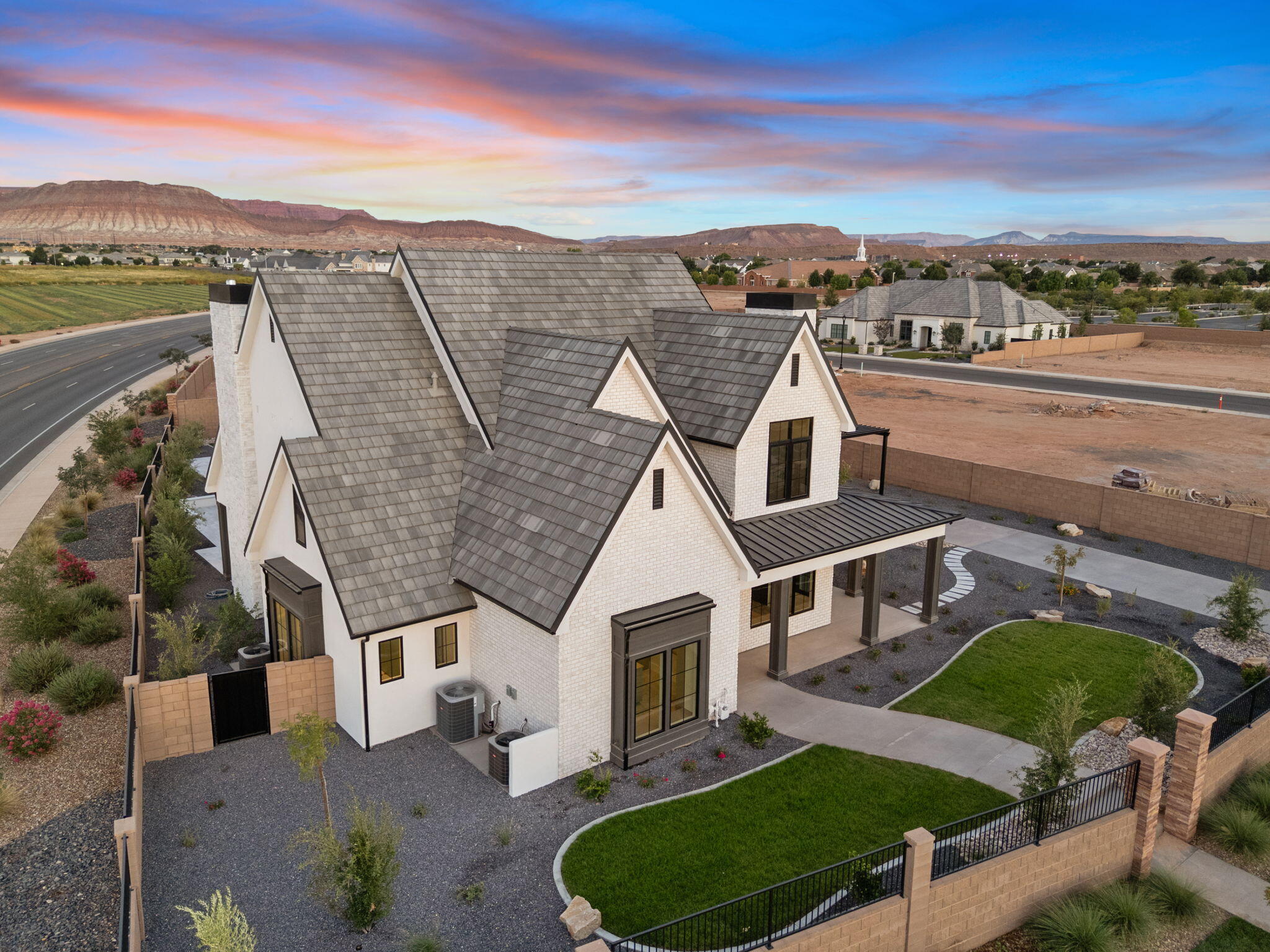 SUMMIT VIEW - Residential