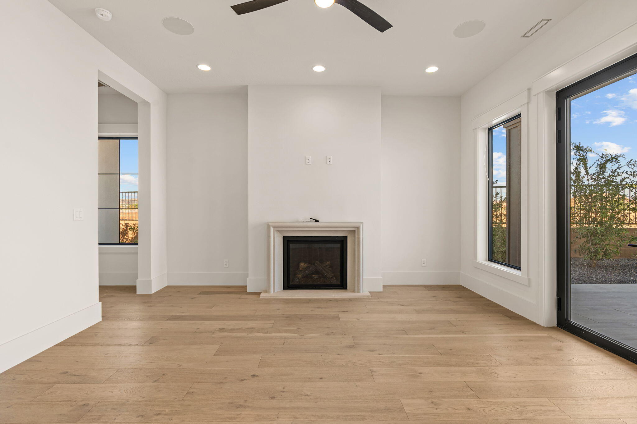 SUMMIT VIEW - Residential