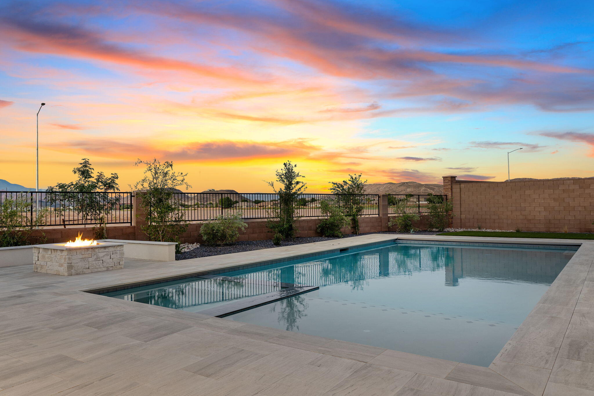 SUMMIT VIEW - Residential