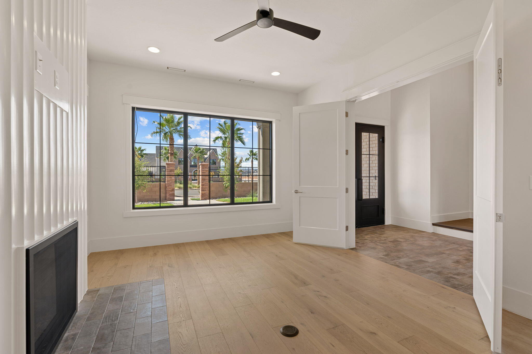 SUMMIT VIEW - Residential