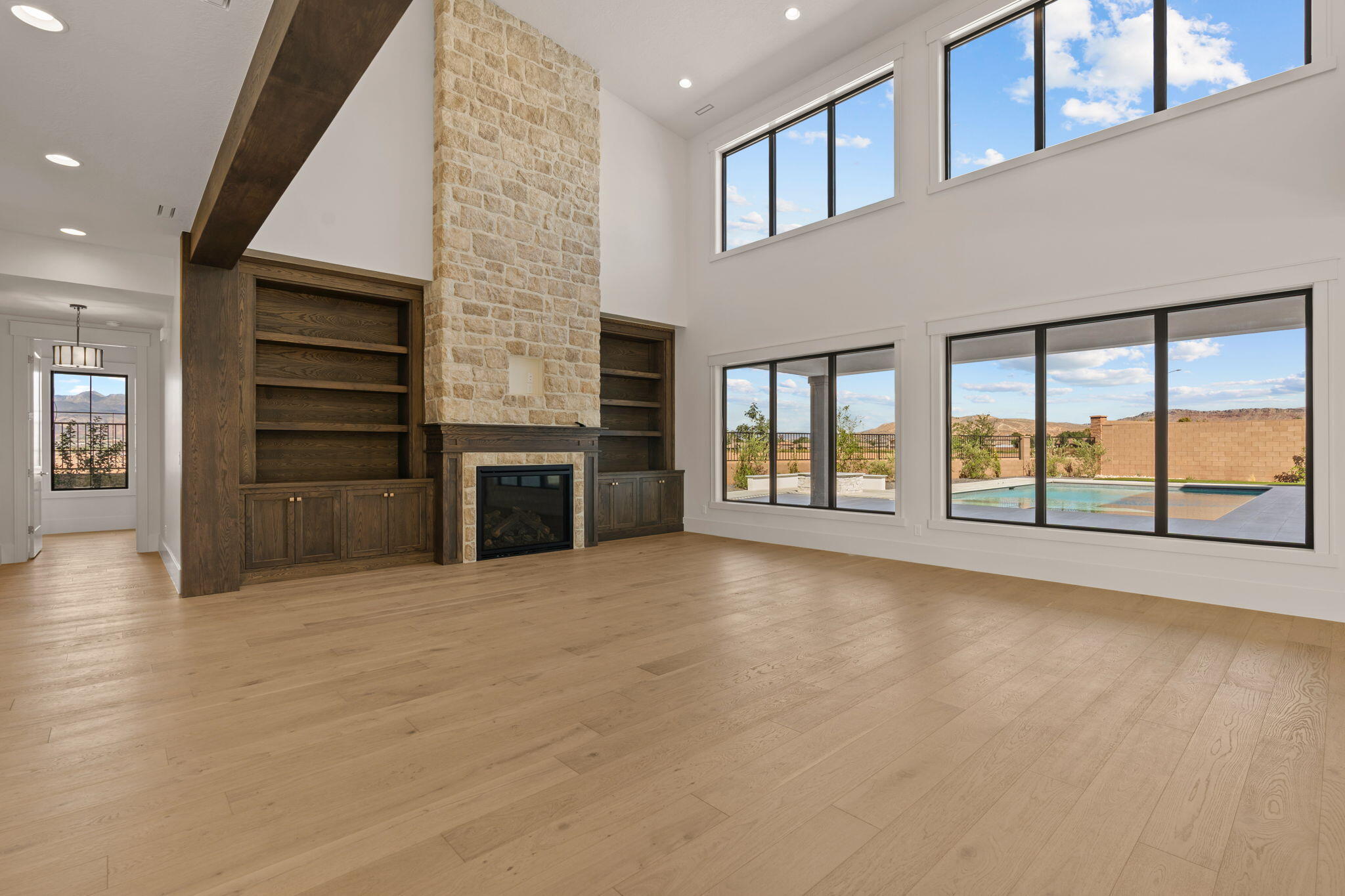 SUMMIT VIEW - Residential