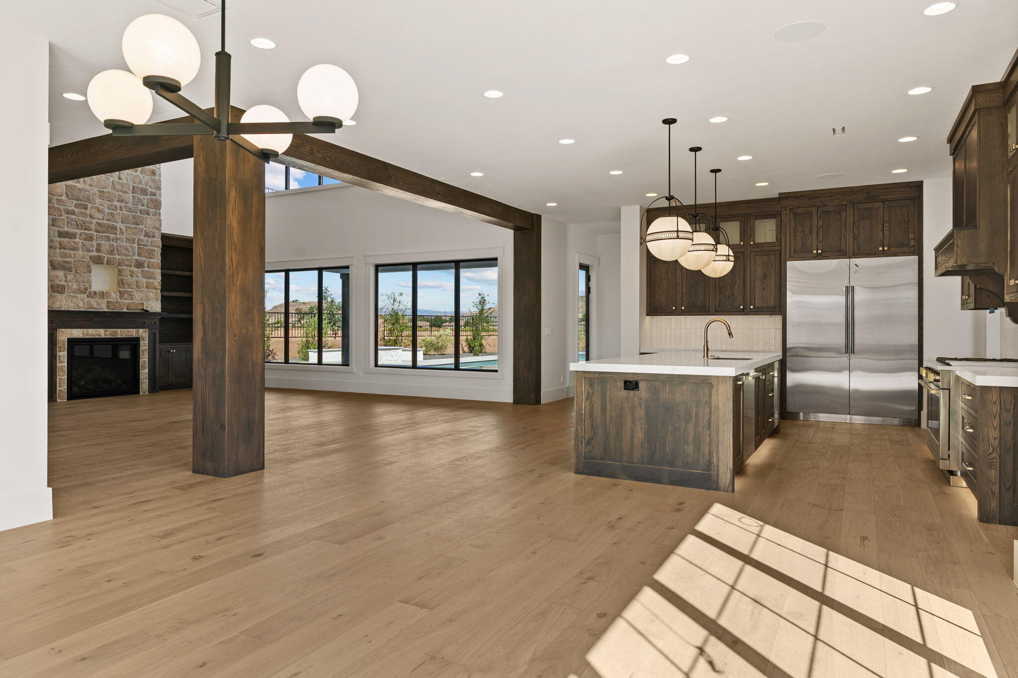 SUMMIT VIEW - Residential